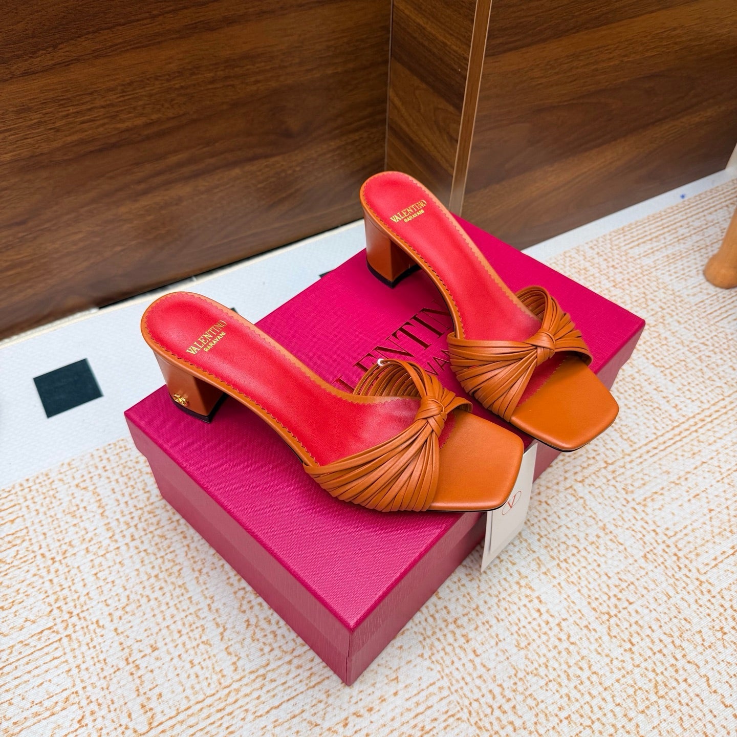 VT 26s Annet Mules 6.5cm Orange Woven Leather 974330