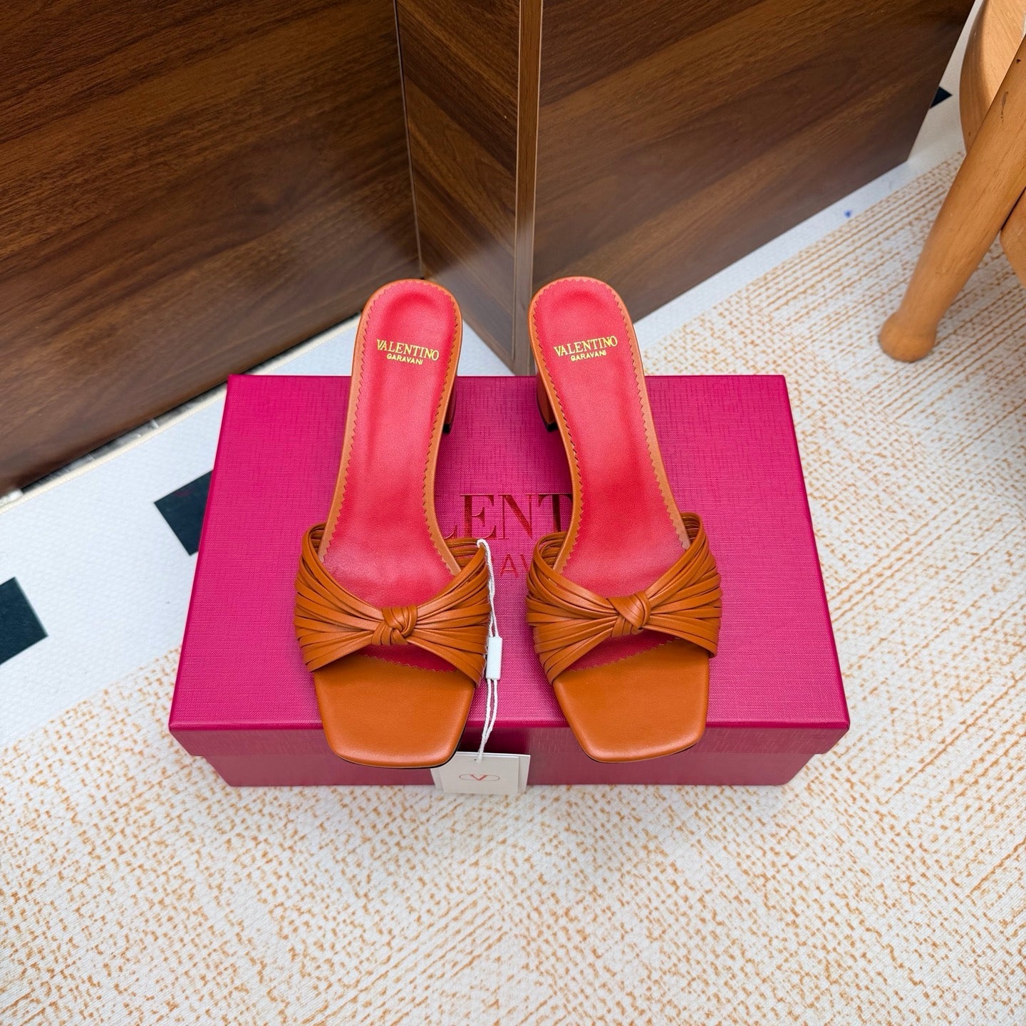 VT 26s Annet Mules 6.5cm Orange Woven Leather 974330