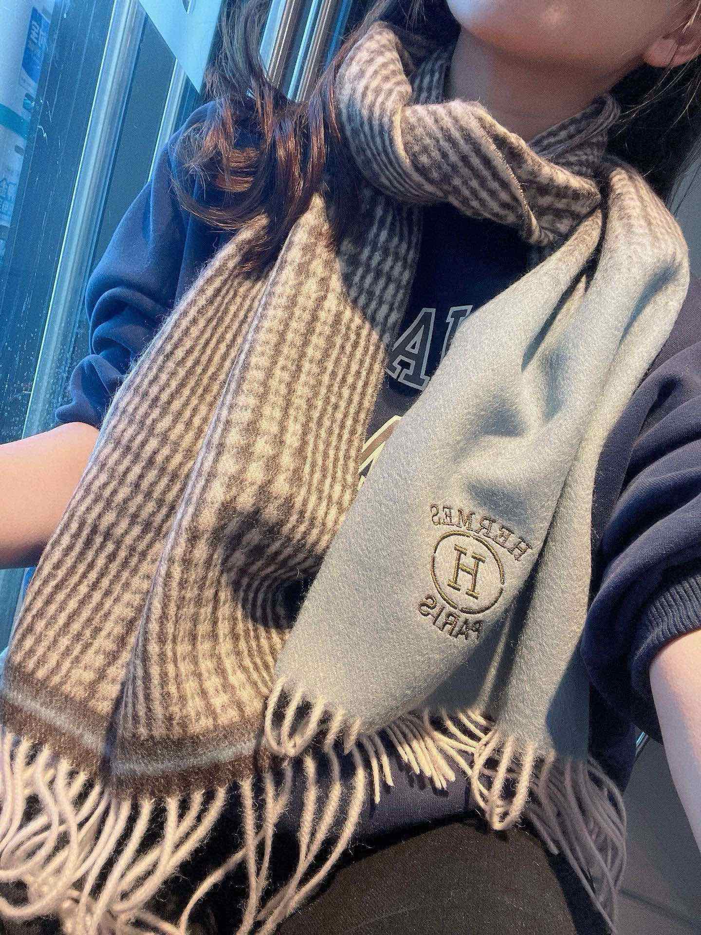 Scarf 180 CM Grey Blue Gradient Brown Caro Cashmere 398222