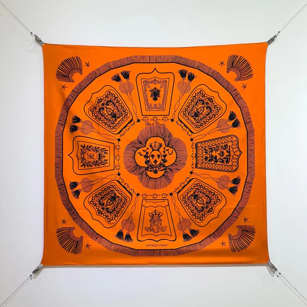 HM 26ss Double Sided Scarf 90 Orange Black Twill Silk 134423