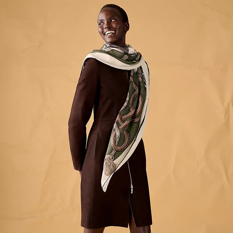HM 26s Scarf 140 In Cashmere And Silk 504788
