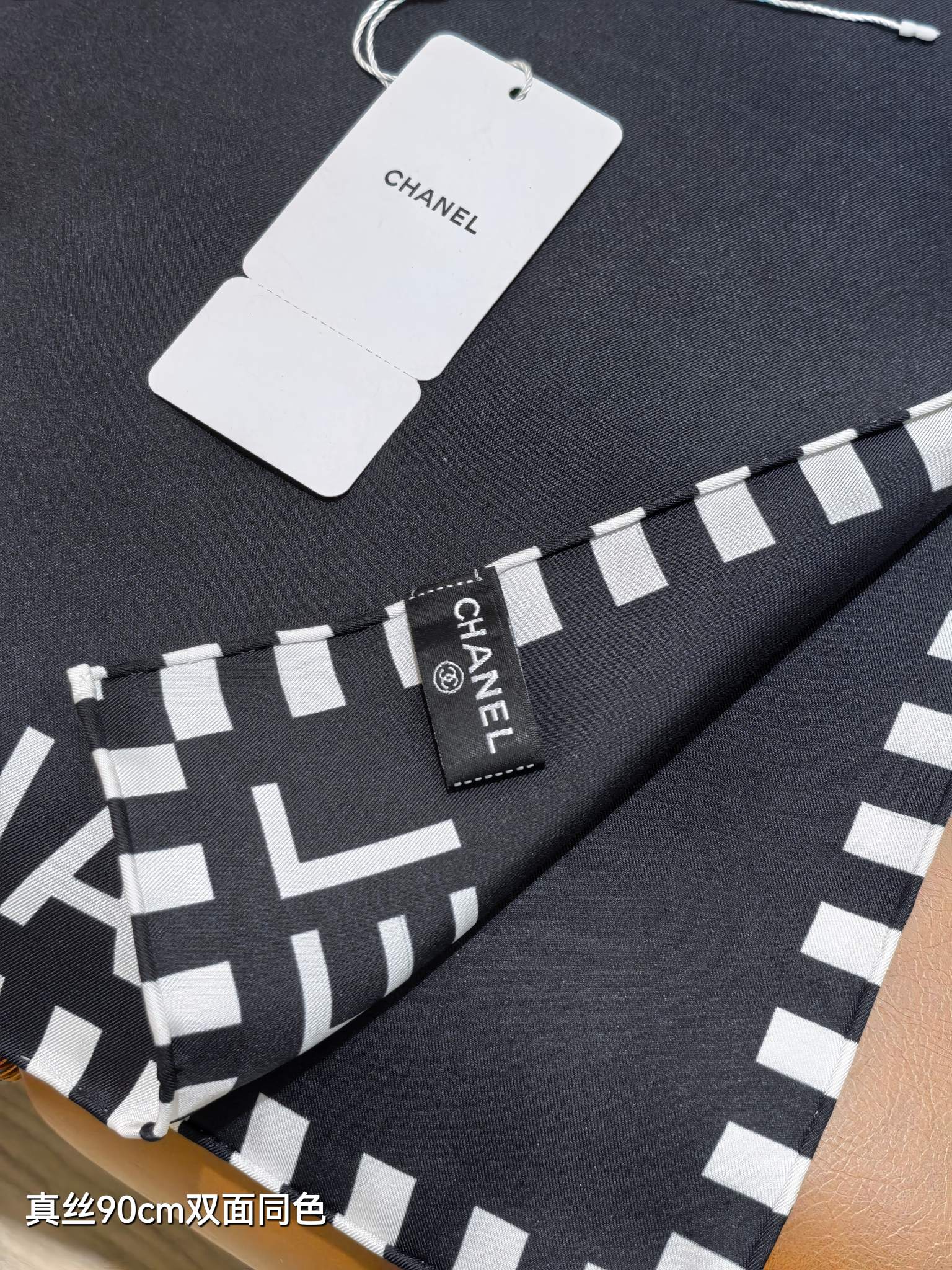 CC Double-sided Scarf 90cm Black Twill Silk 173969