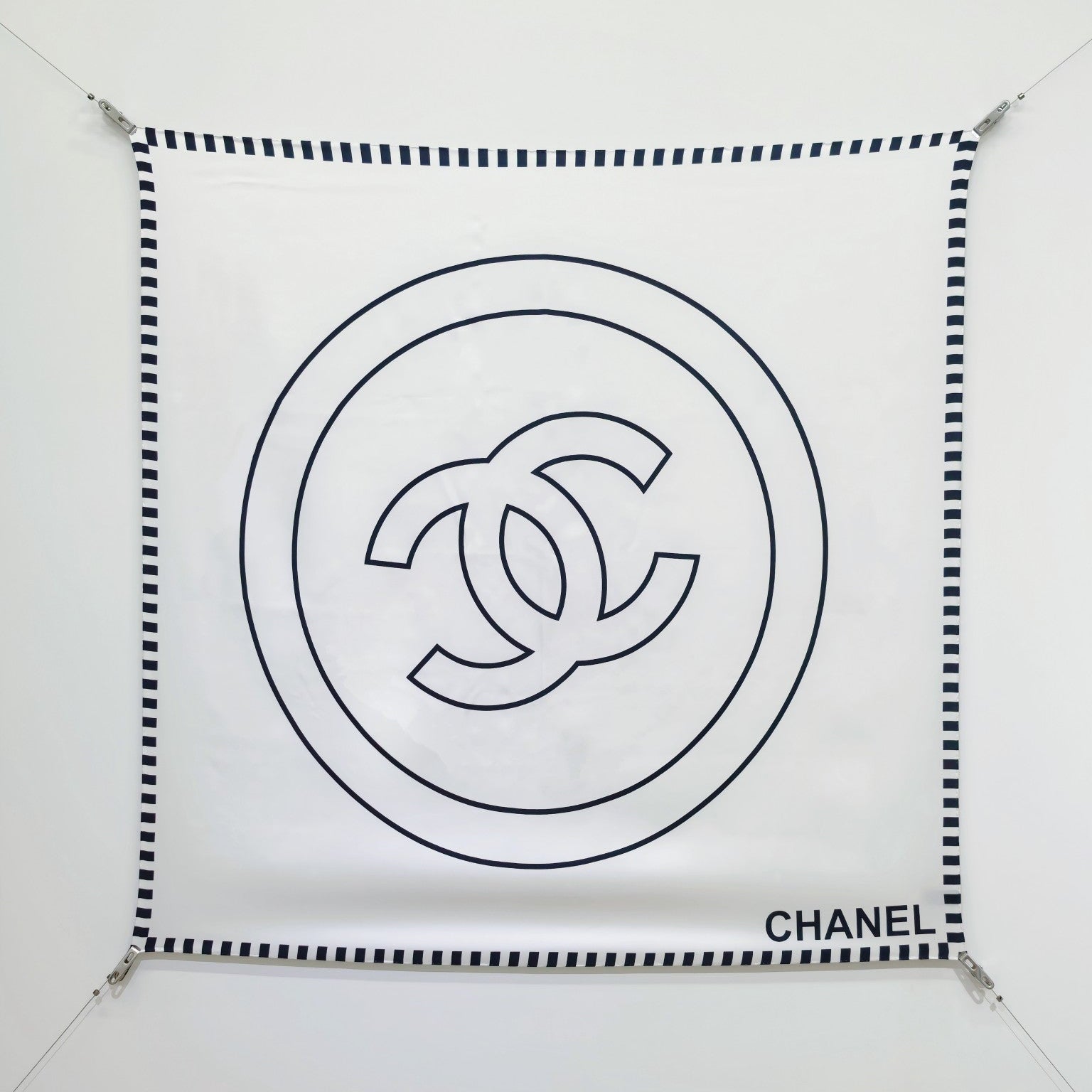 CC Double-sided Scarf 90cm White Twill Silk 173970