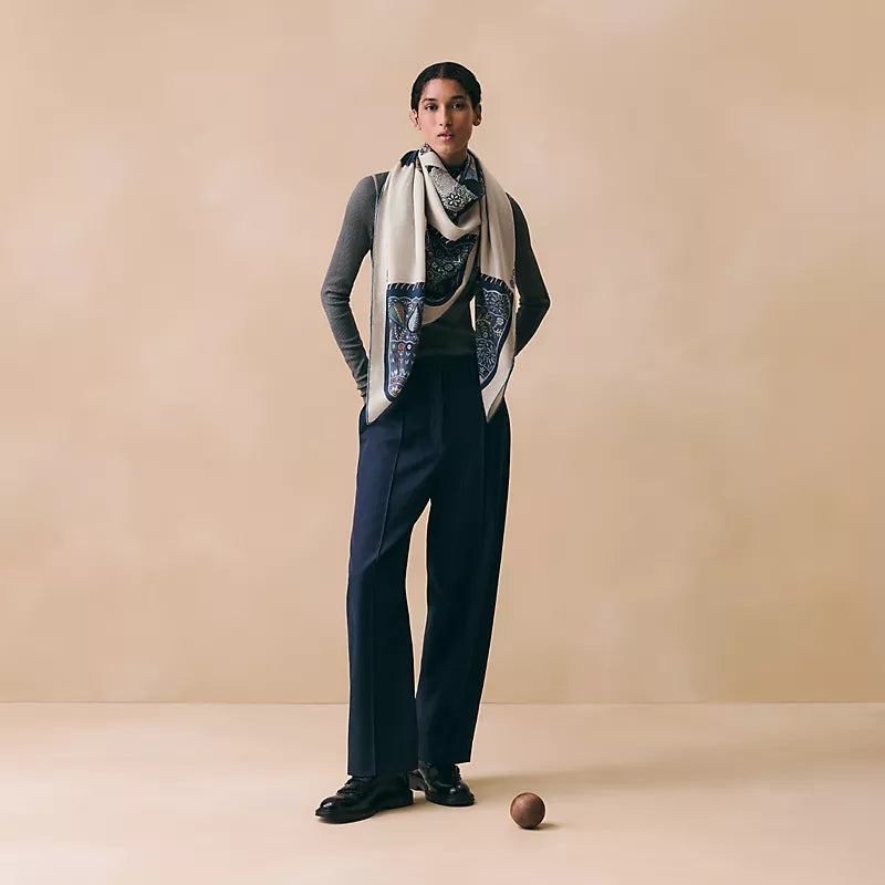 HM 26s Scarf 140 In Cashmere And Silk 475656