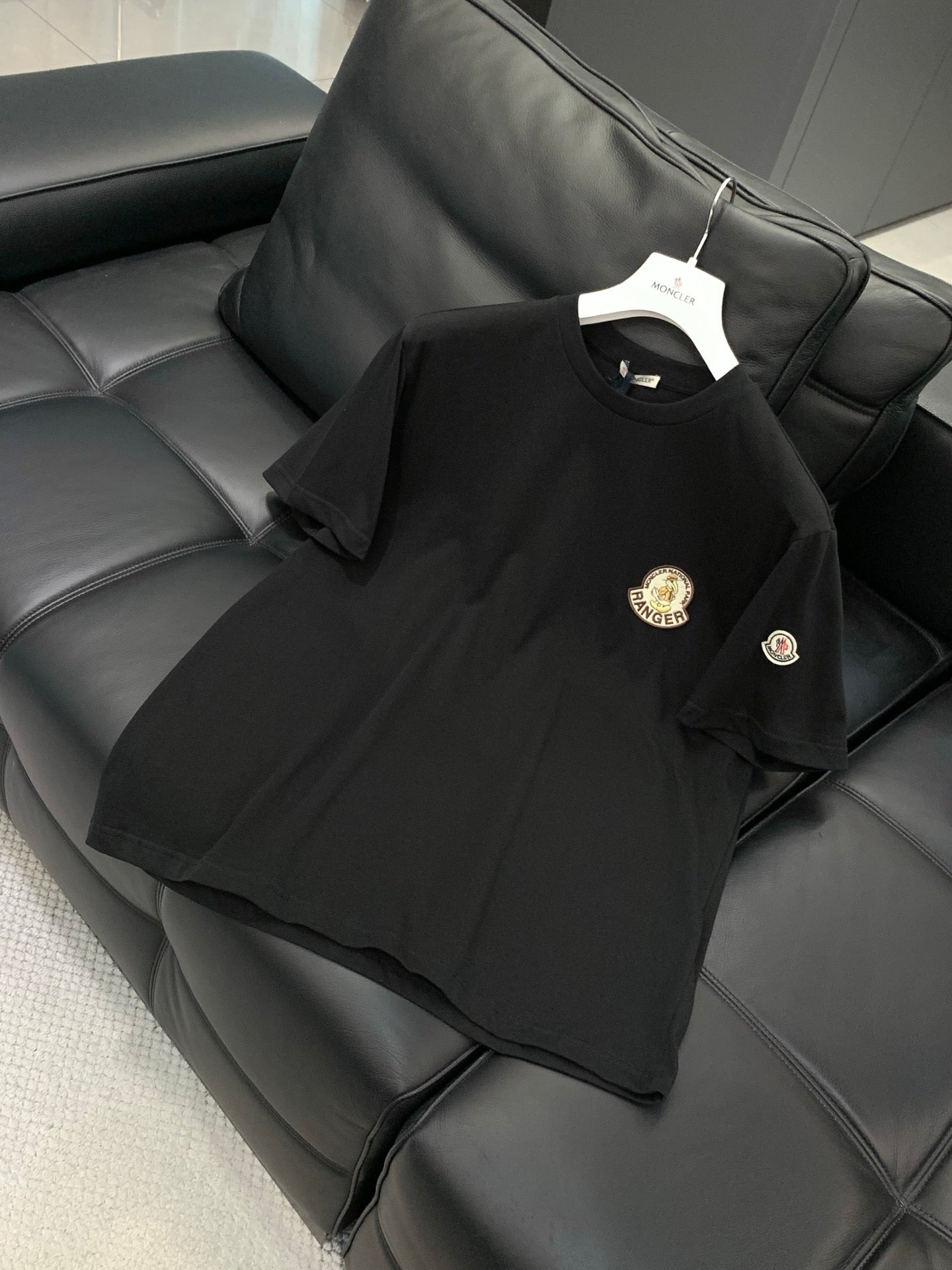 Moncler 26s Short Sleeve T-Shirt 652
