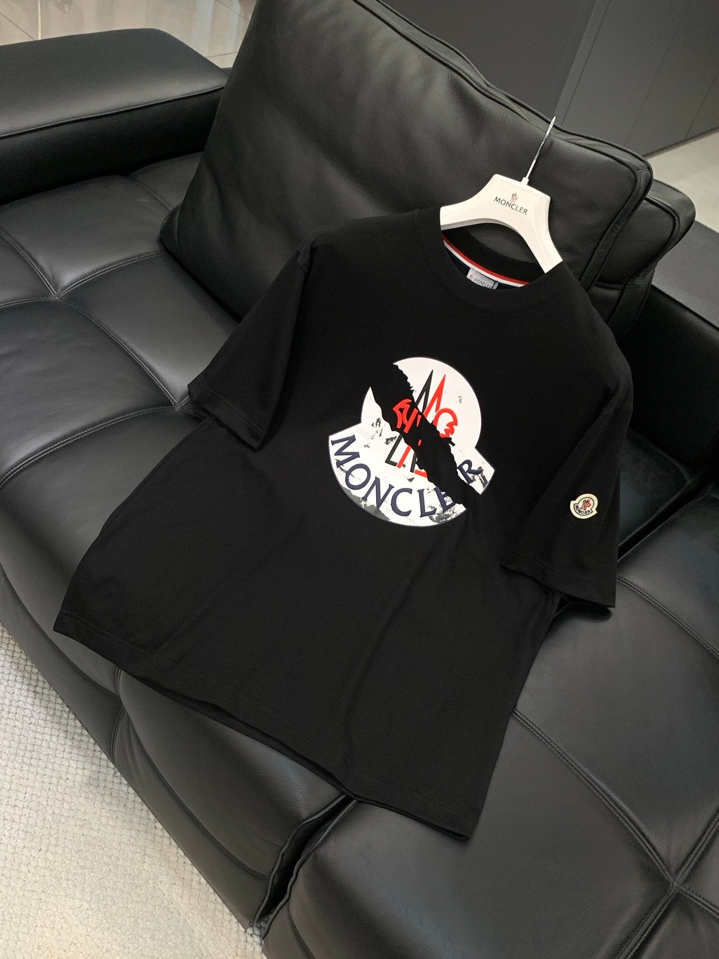 Moncler 26s Short Sleeve T-Shirt 656