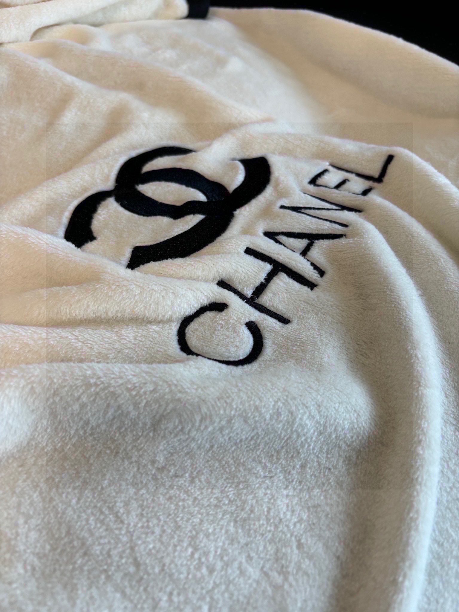 CC Blanket White Milk Fleece 492854