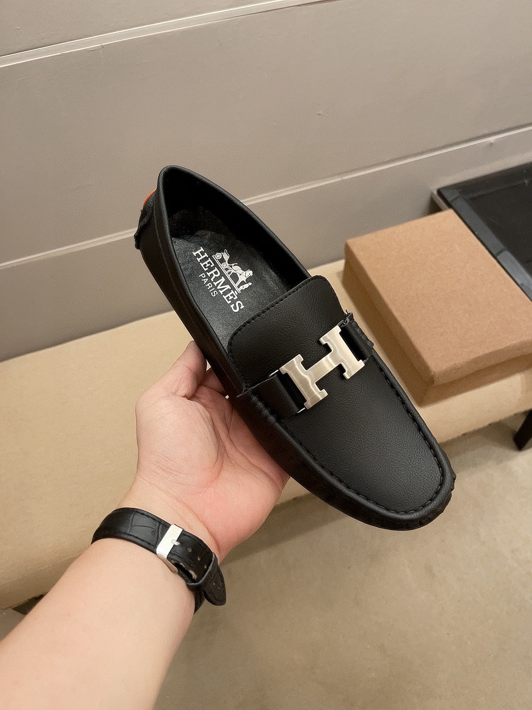 HM Men's Slip-on Loafers Black Calfskin 892076