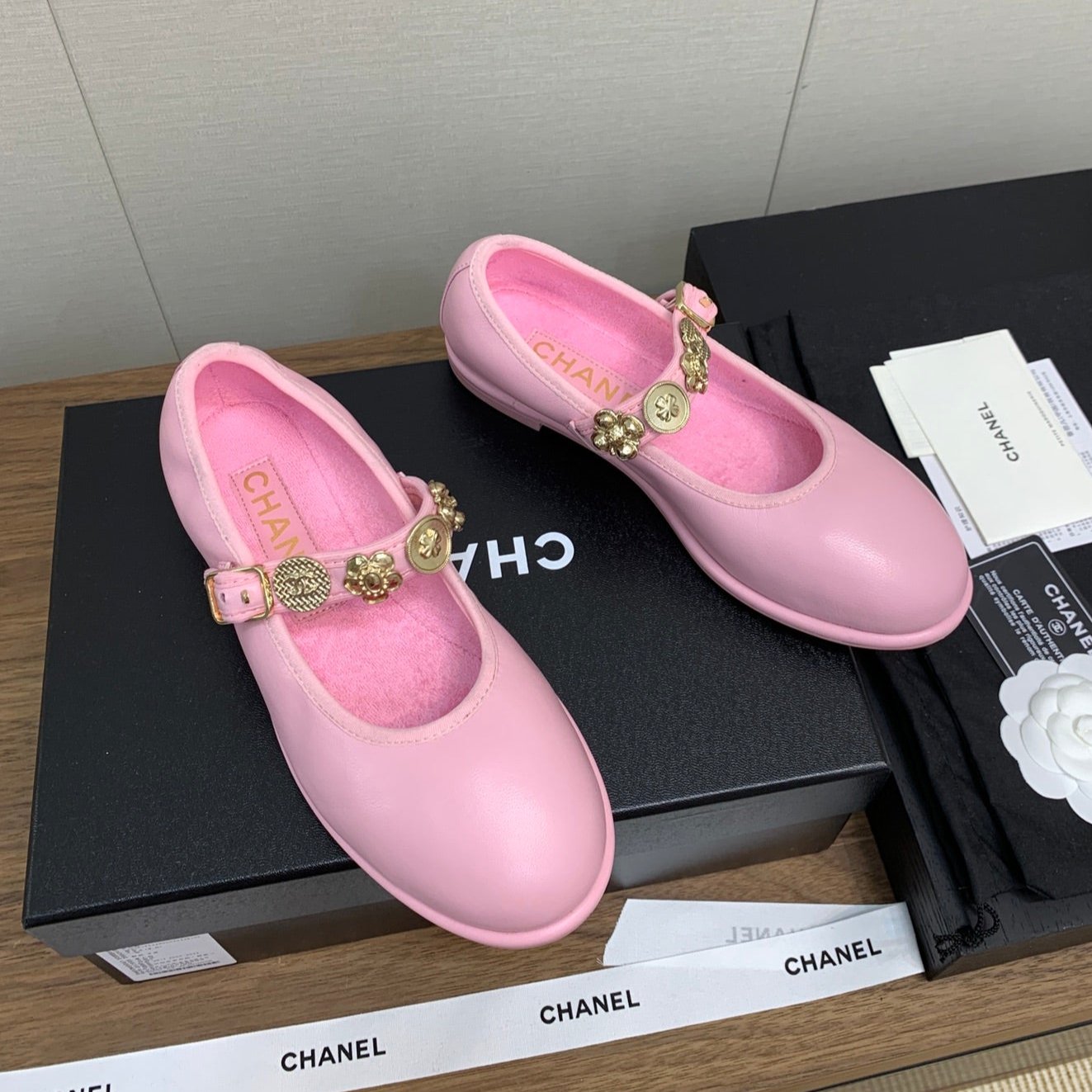 CC MARY JANES PINK CALFSKIN LIGHT GOLD METALIC