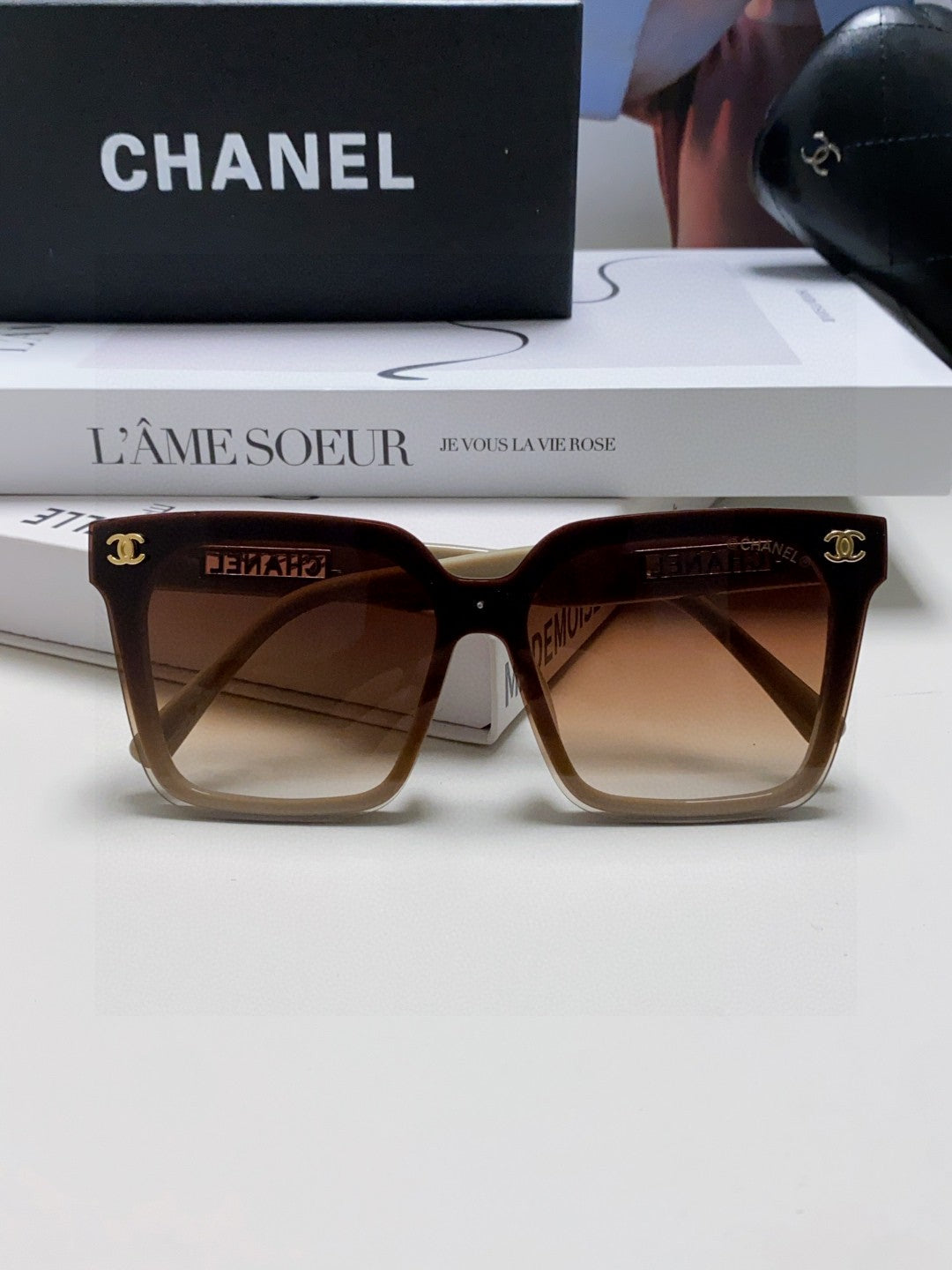 CC Sunglasses 429521