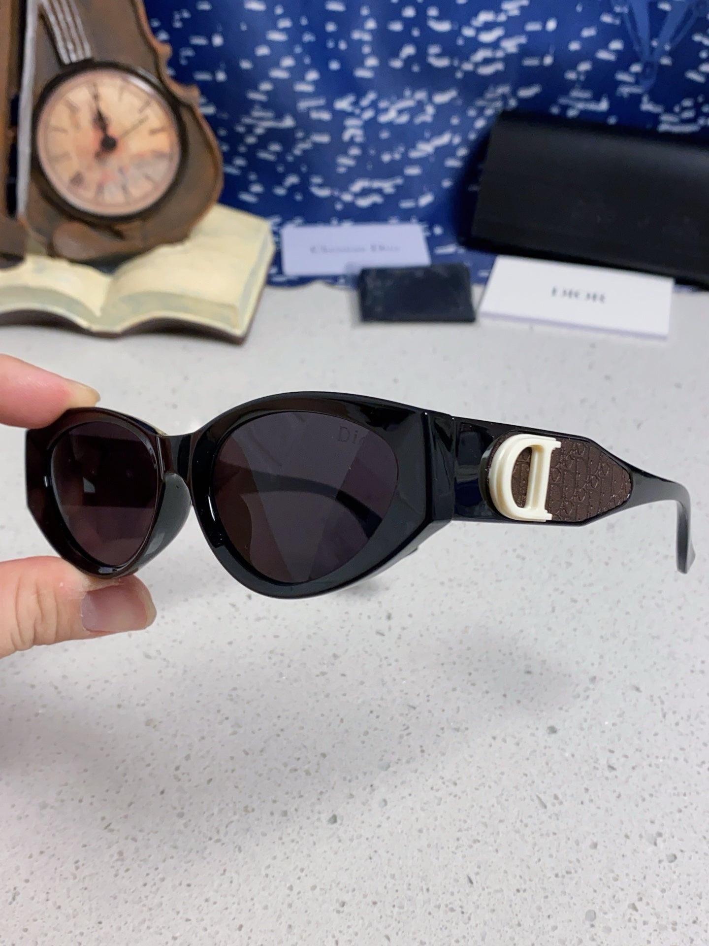 CD Sunglasses 429538