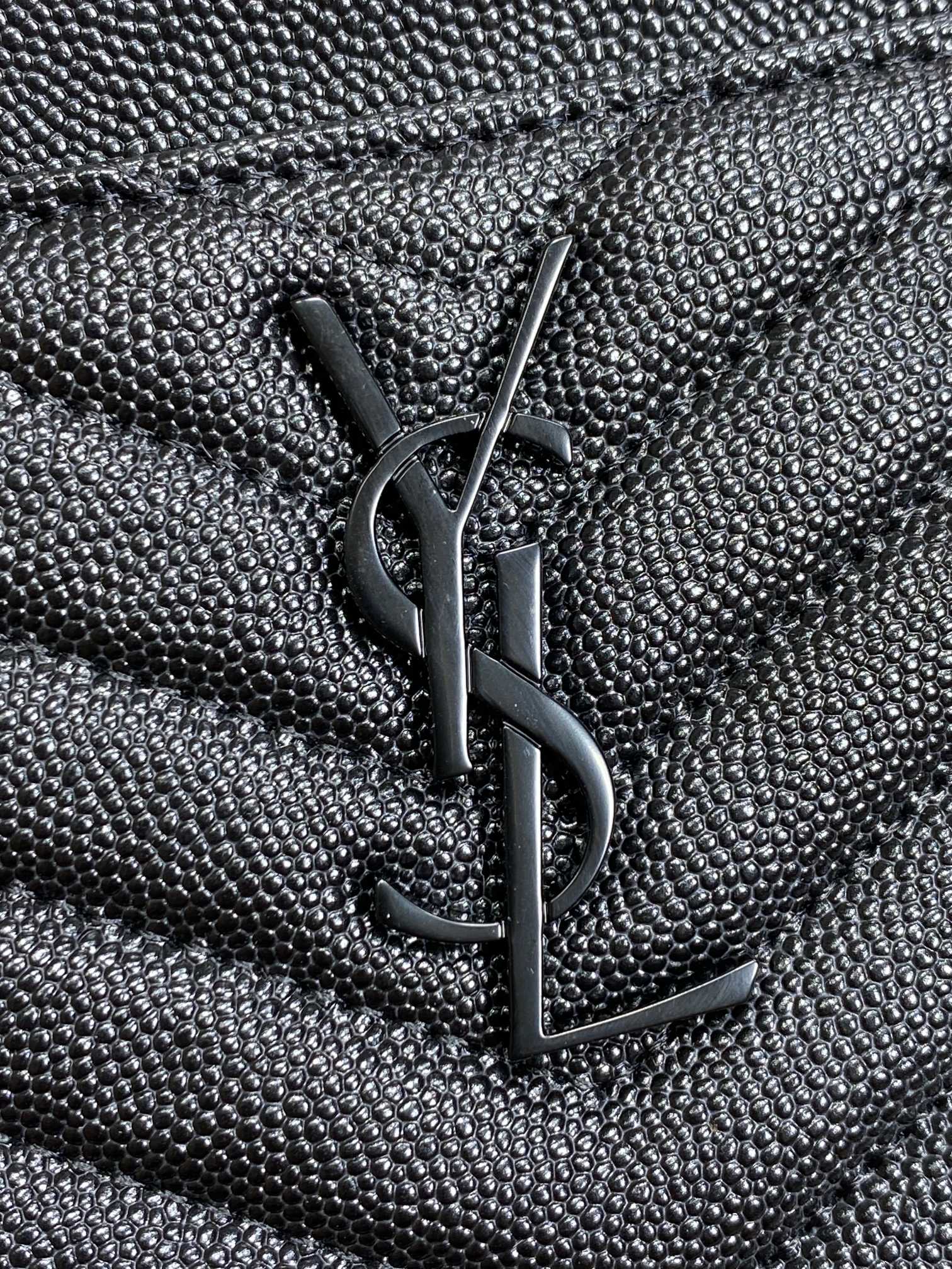 YSL Black Hardware Logo Zipper Clutch 23cm Black Caviar Cowhide