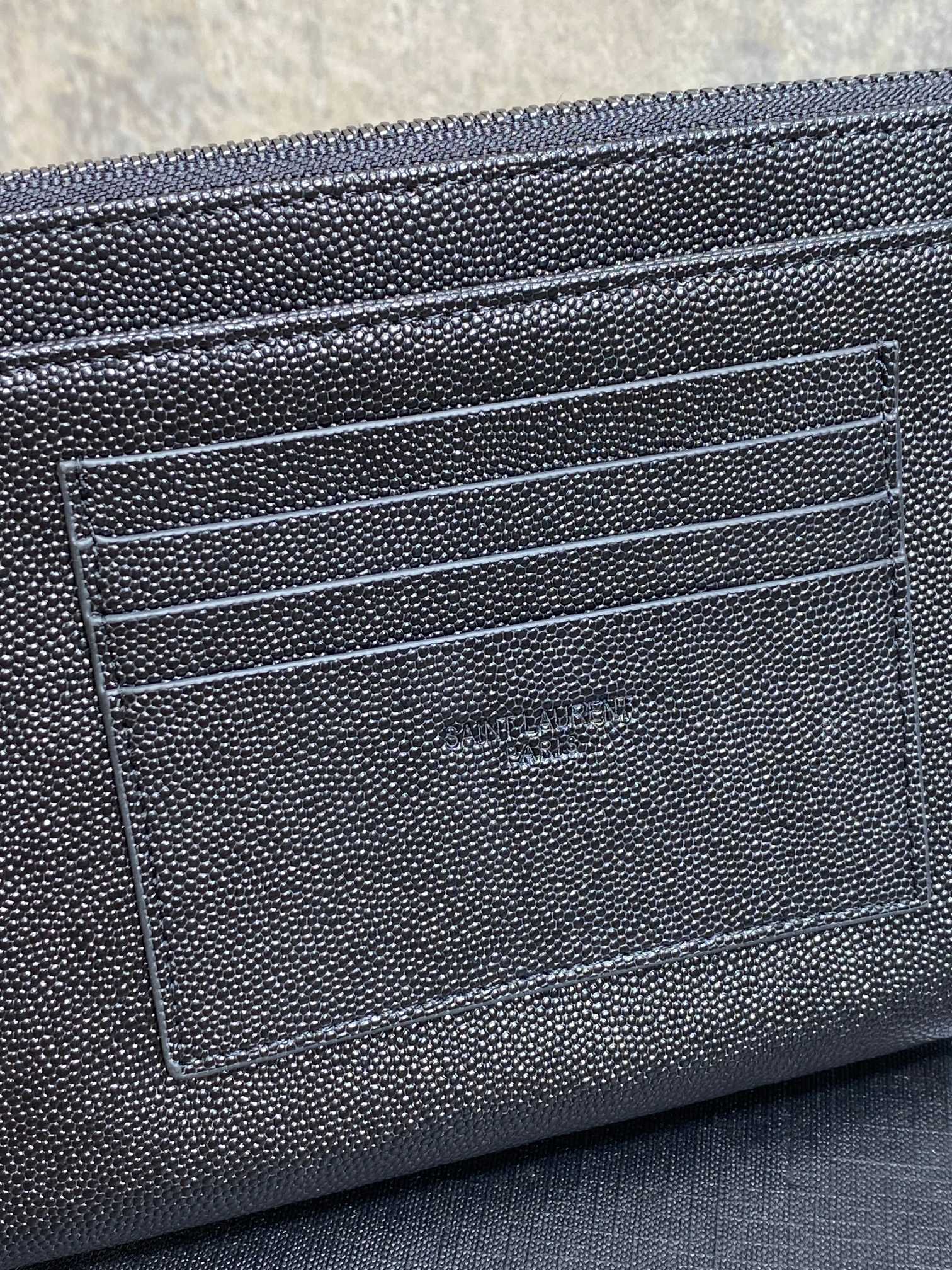 YSL Black Hardware Logo Zipper Clutch 23cm Black Caviar Cowhide