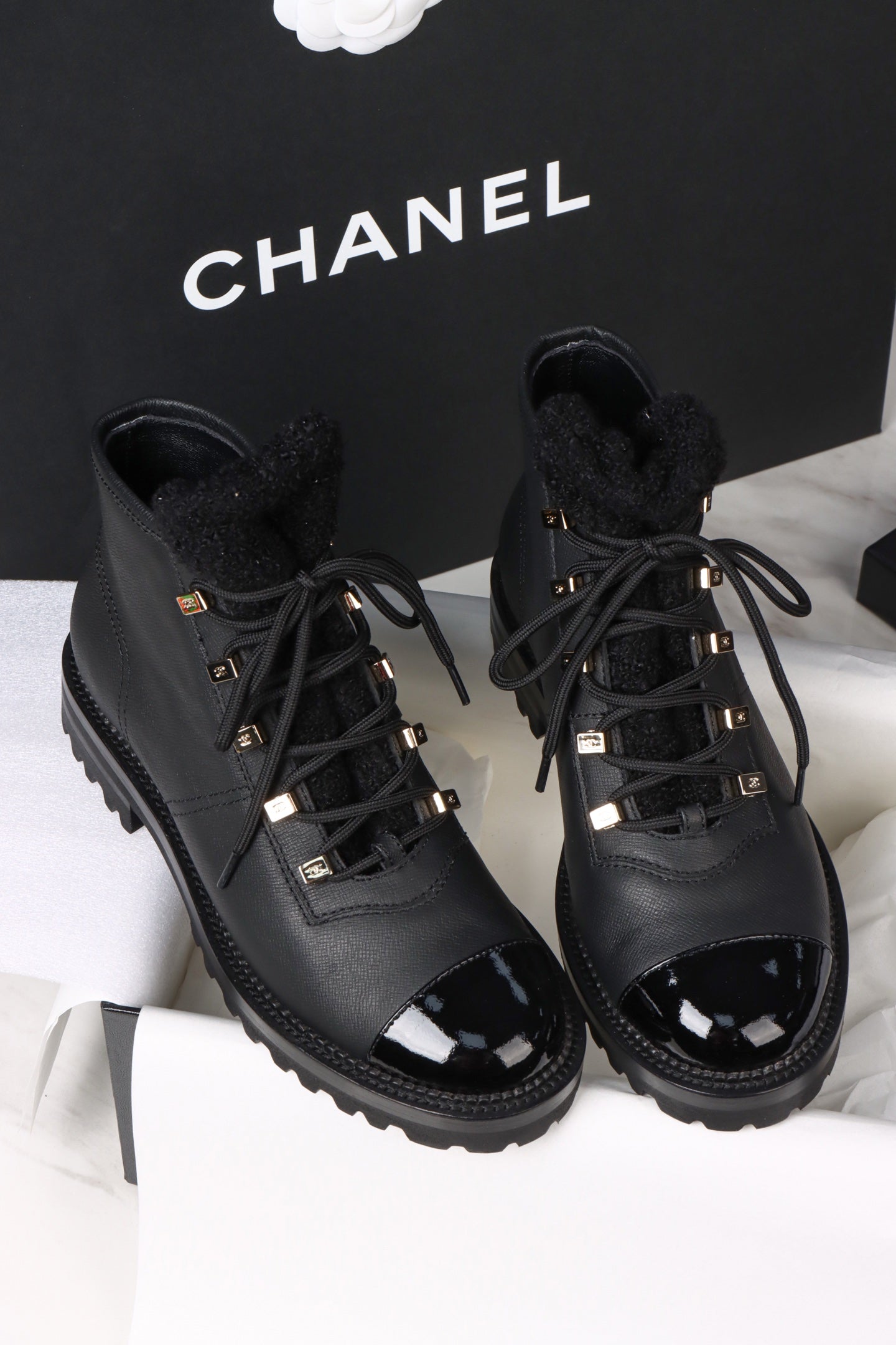CC 26s Combat Boots Black Shearing Leather 964815