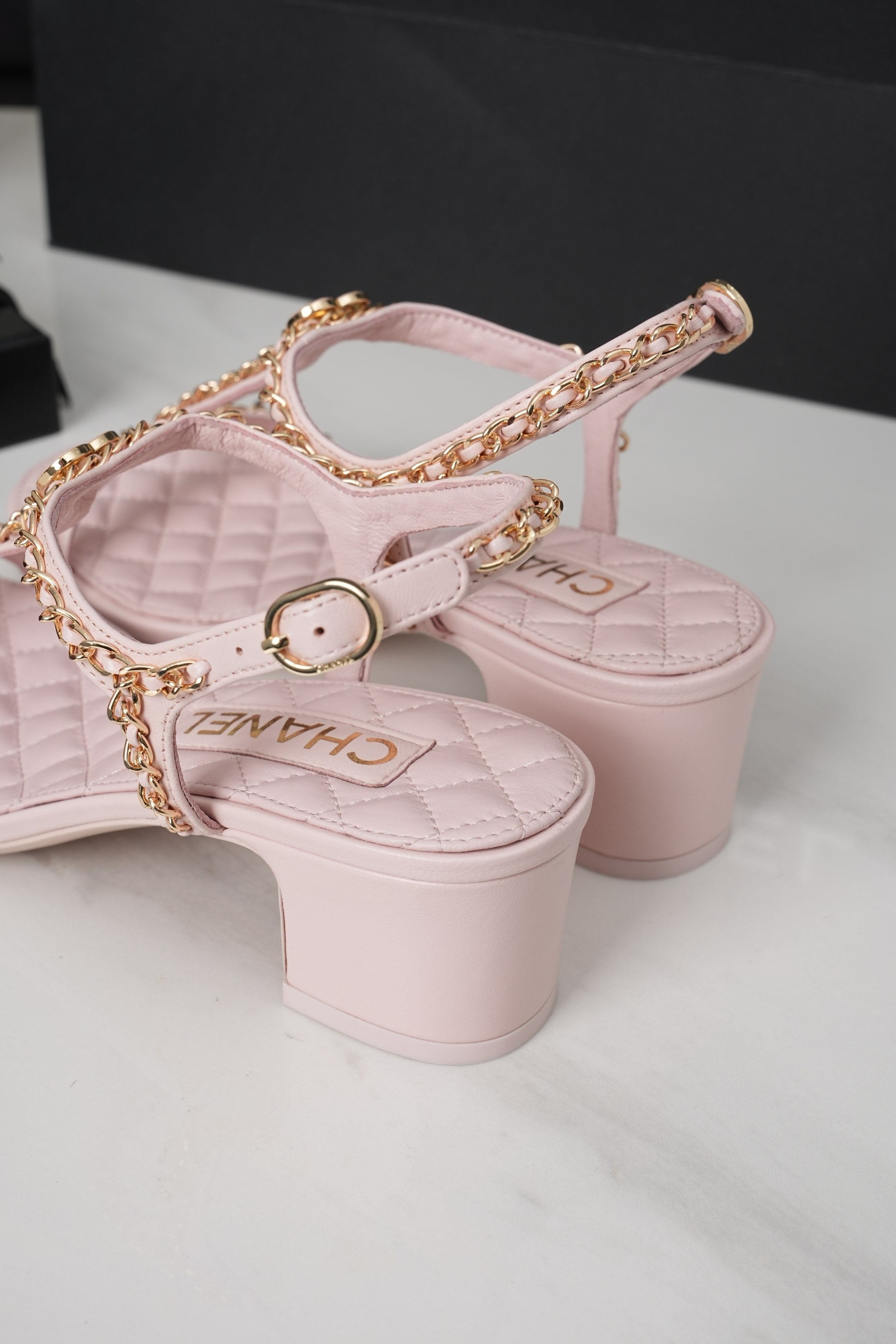 CC 26s Heart CC T-Strap Sandals Light Pink Quilted Leather 964933