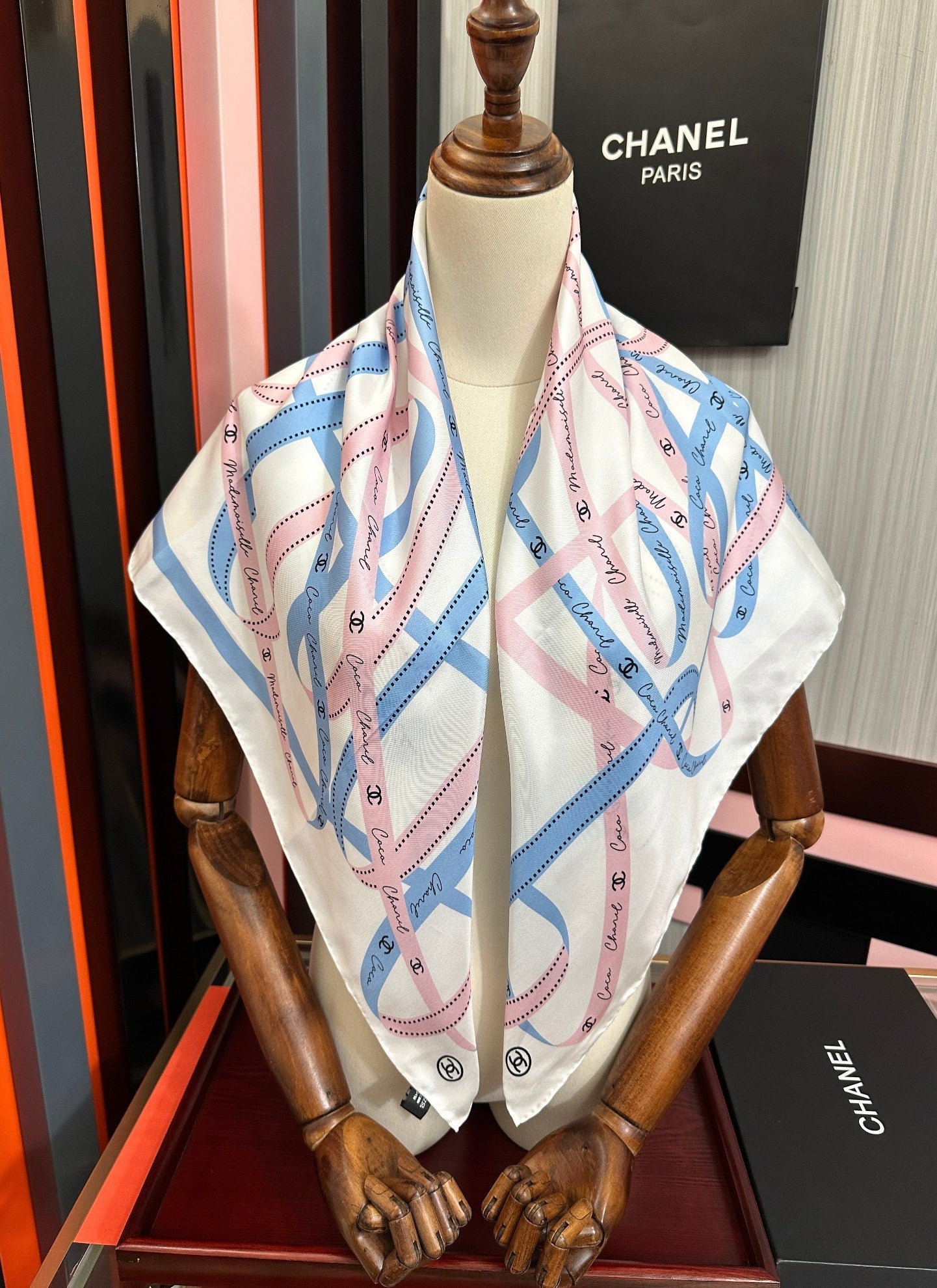 CC Scarf 90x90 Colorful Twill Silk 445039