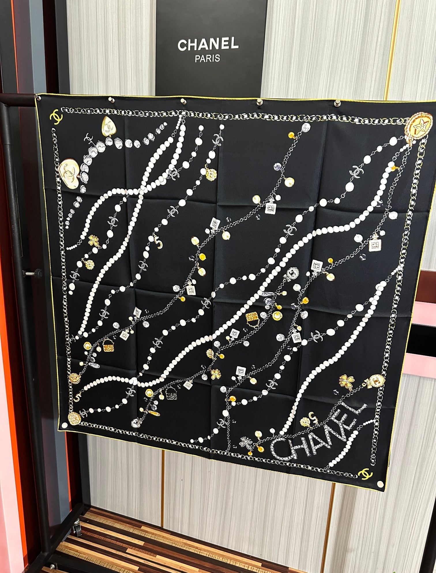 CC Scarf 90x90 Colorful Twill Silk 445047