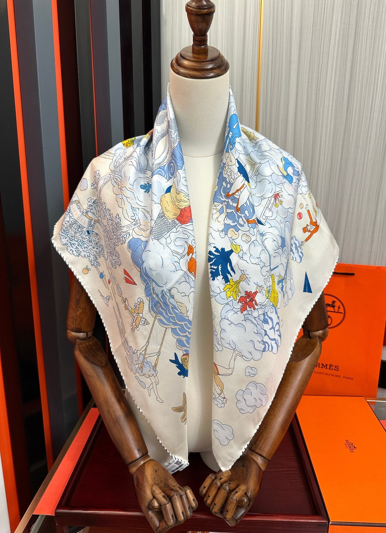 HM Scarf 90x90 Colorful Twill Silk 443149