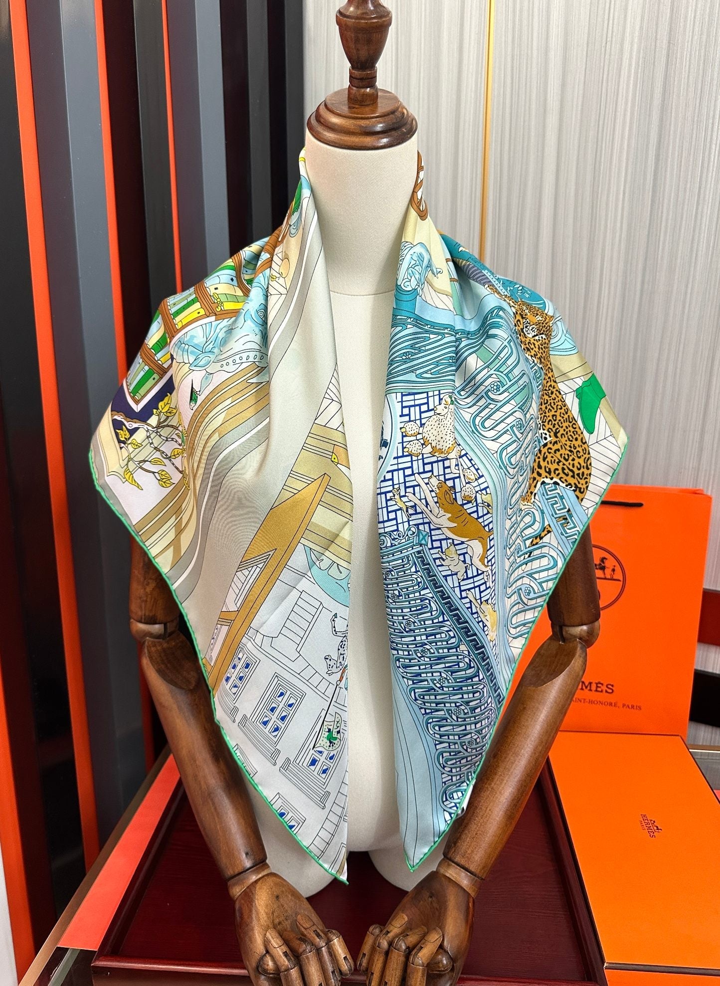 HM Scarf 90x90 Colorful Twill Silk 445044