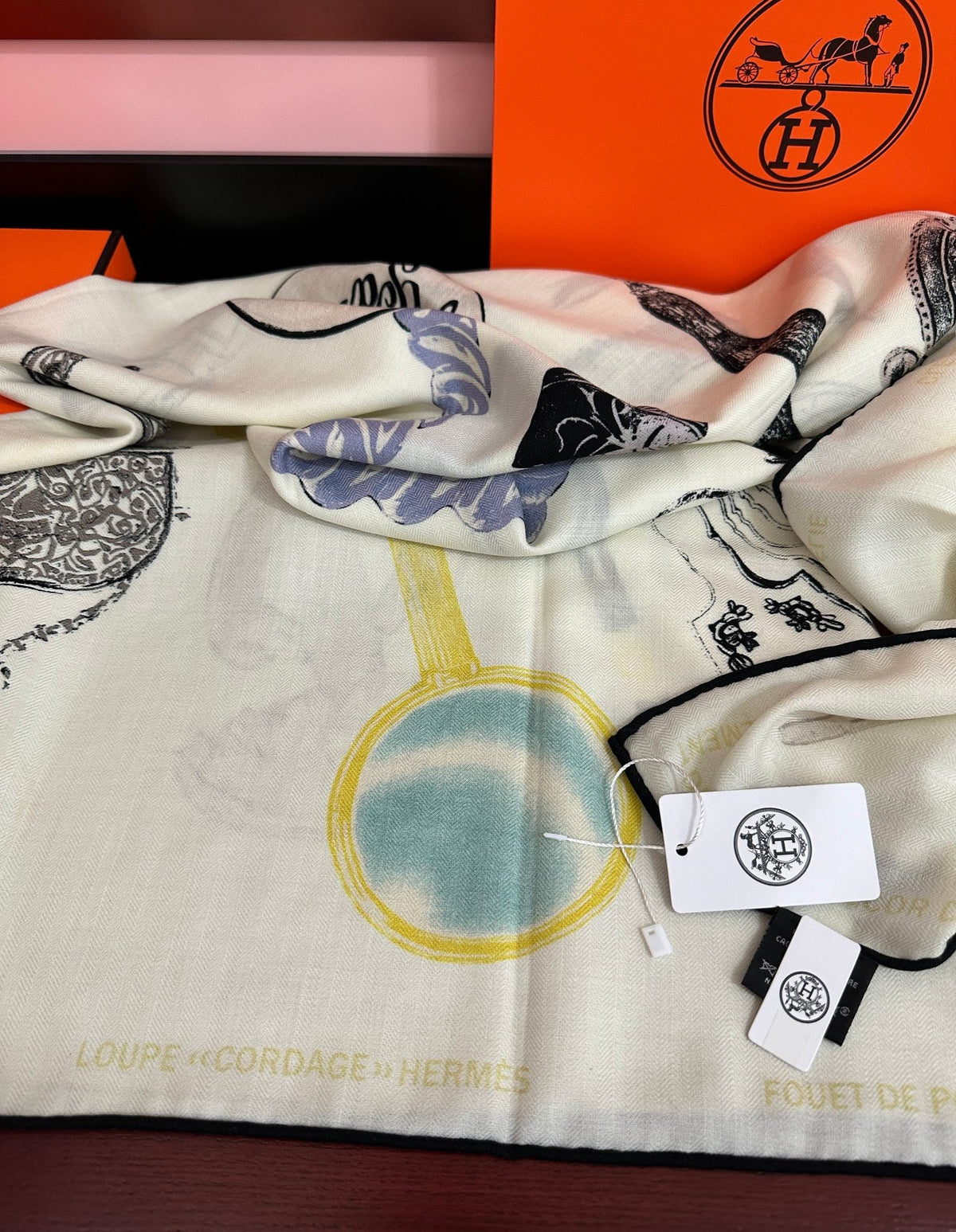 HM 26s Scarf 140 In Cashmere And Silk 476085