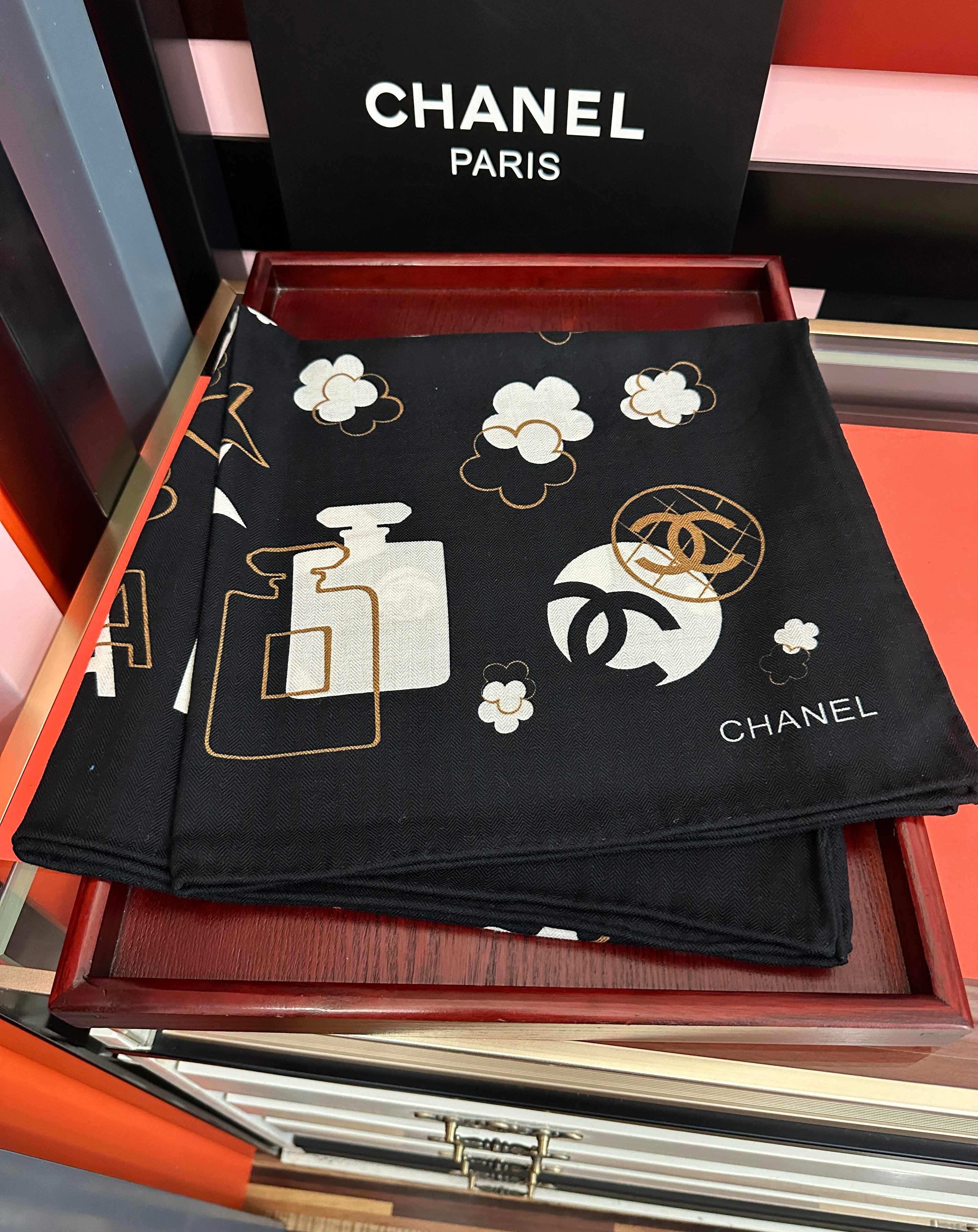 CC 26s Scarf 140 In Cashmere And Silk 441299