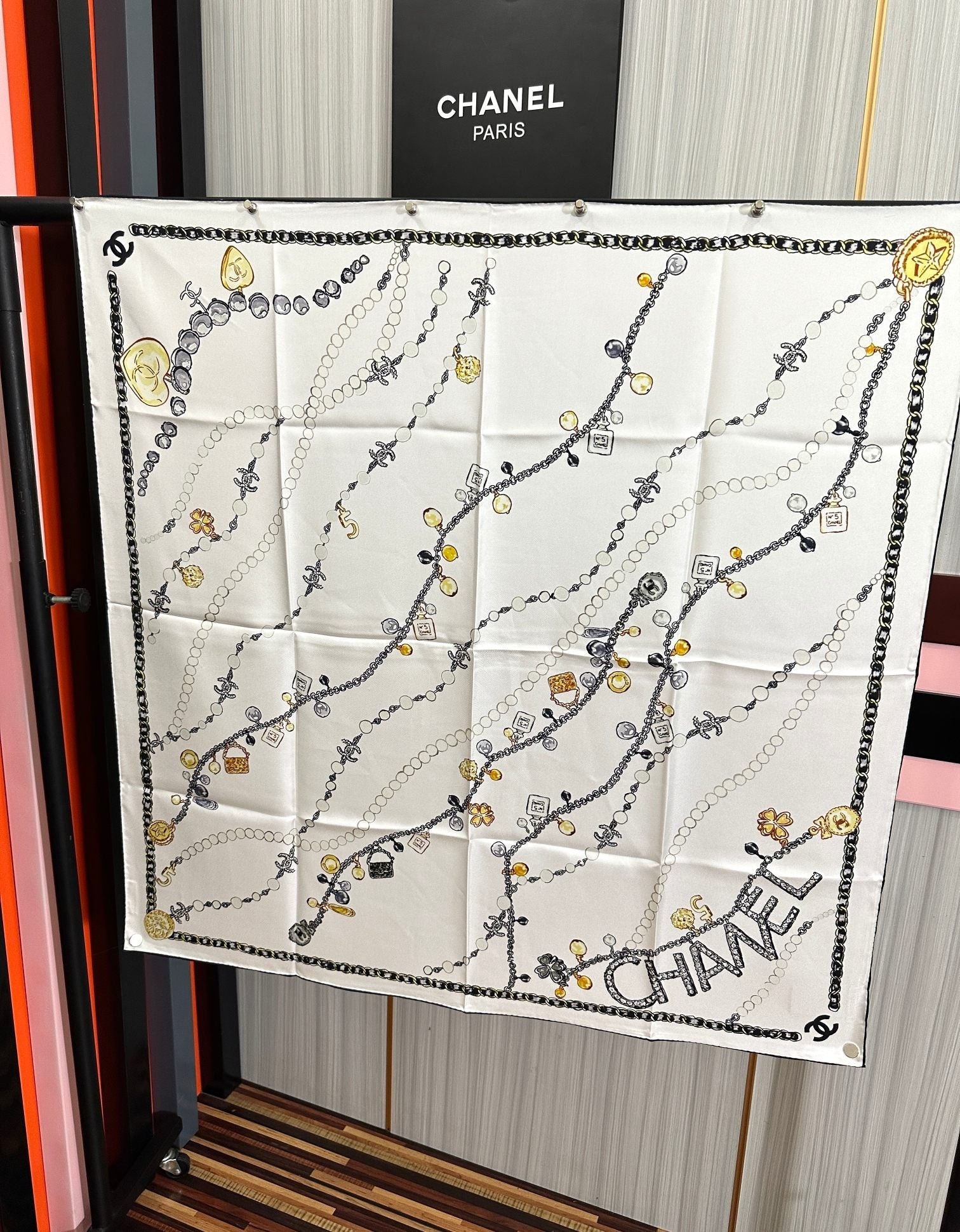 CC Scarf 90x90 Colorful Twill Silk 445048