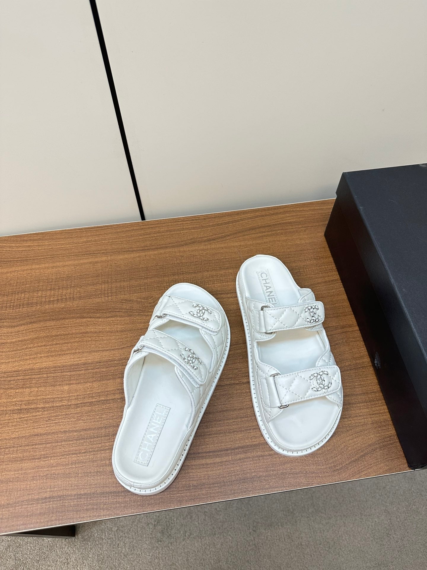 CC 26s Dad Sandal White Sheepskin 965033