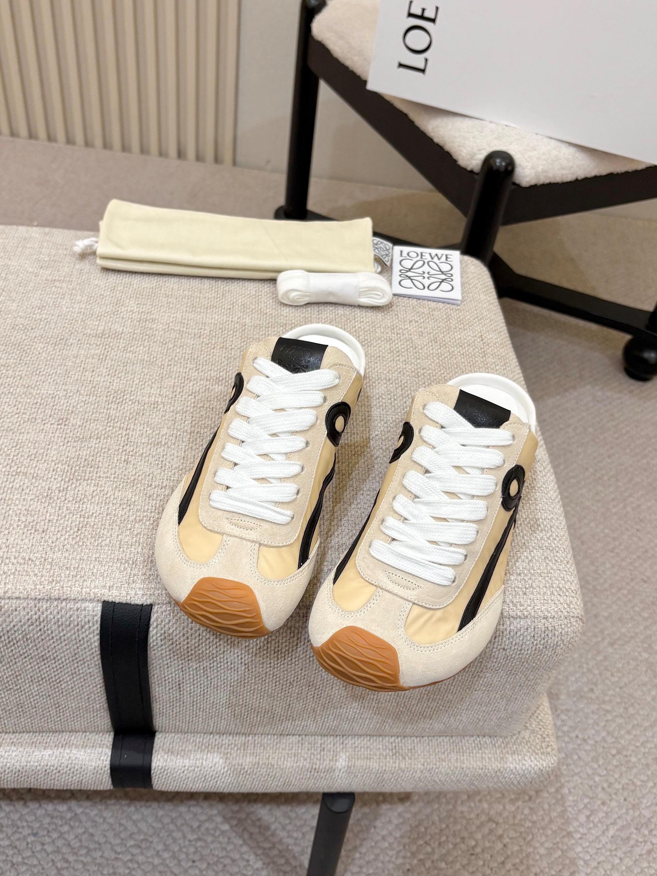 Loewe Ballet Runner Slip-On Khahi Beige Suede Nylon 833804
