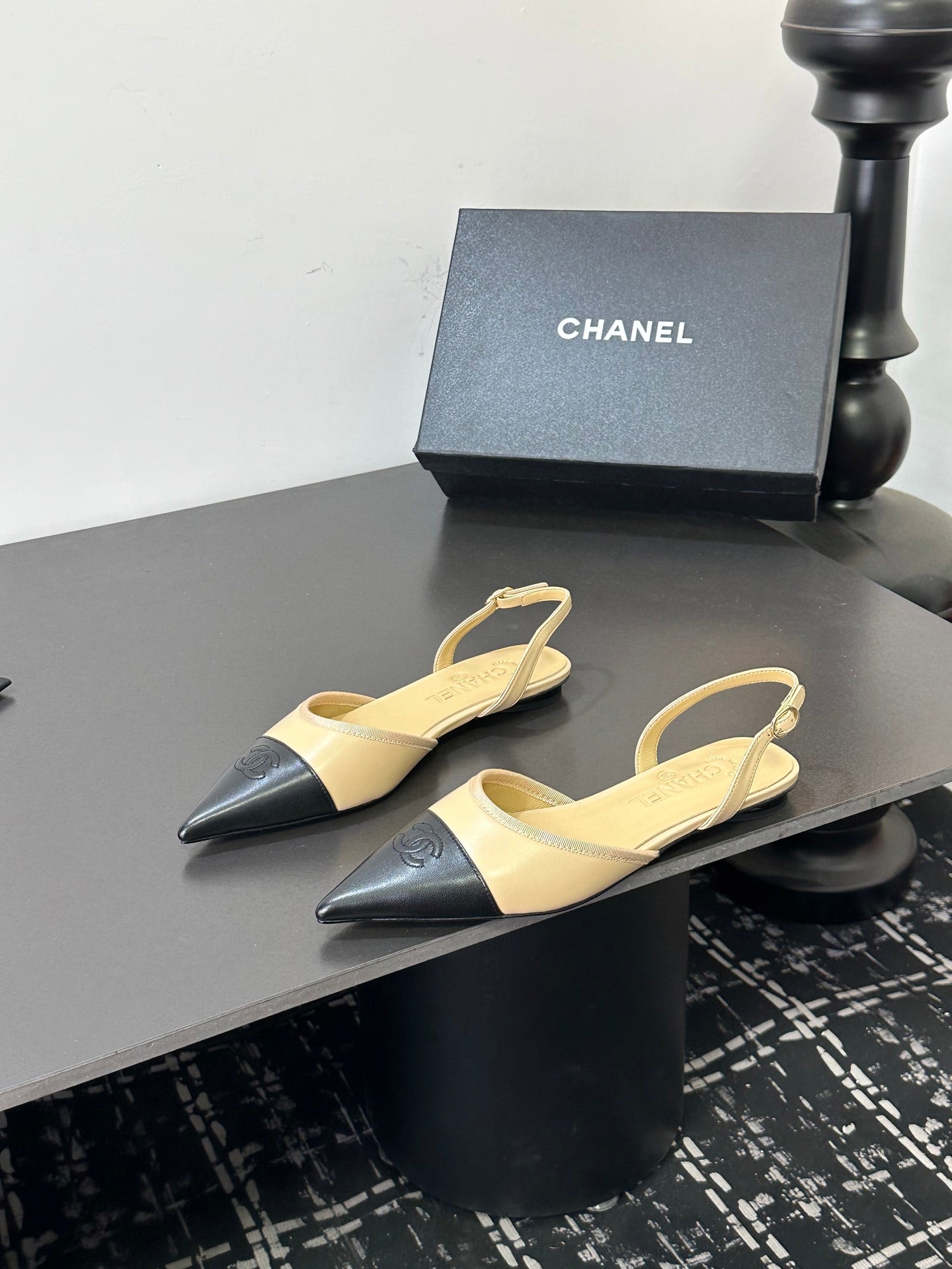 Chanel 26S Pointed-Toe Slingbacks In Beige And Black Lambskin