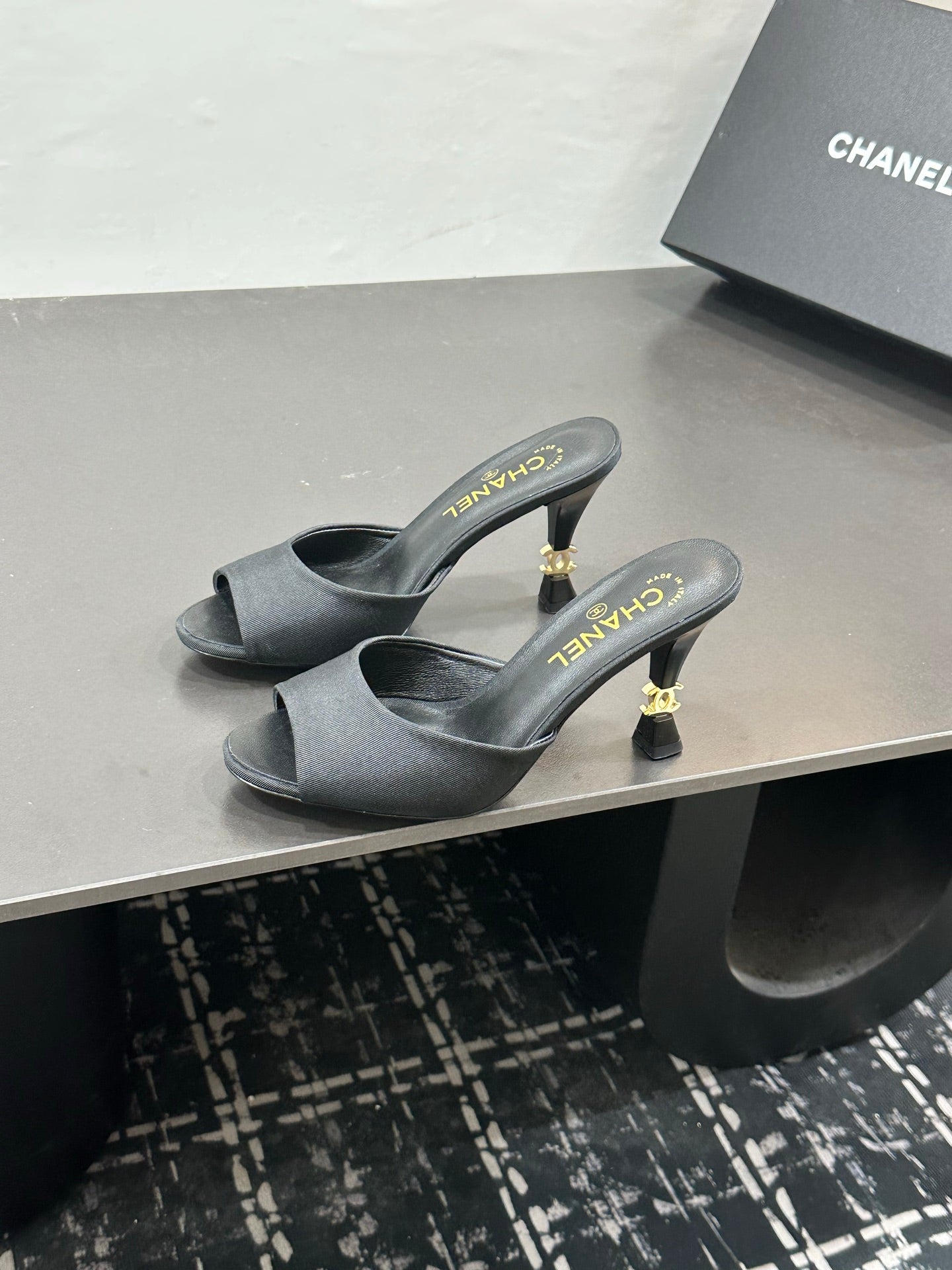 CC 26s Sandal Black Sheepskin Satin 832564