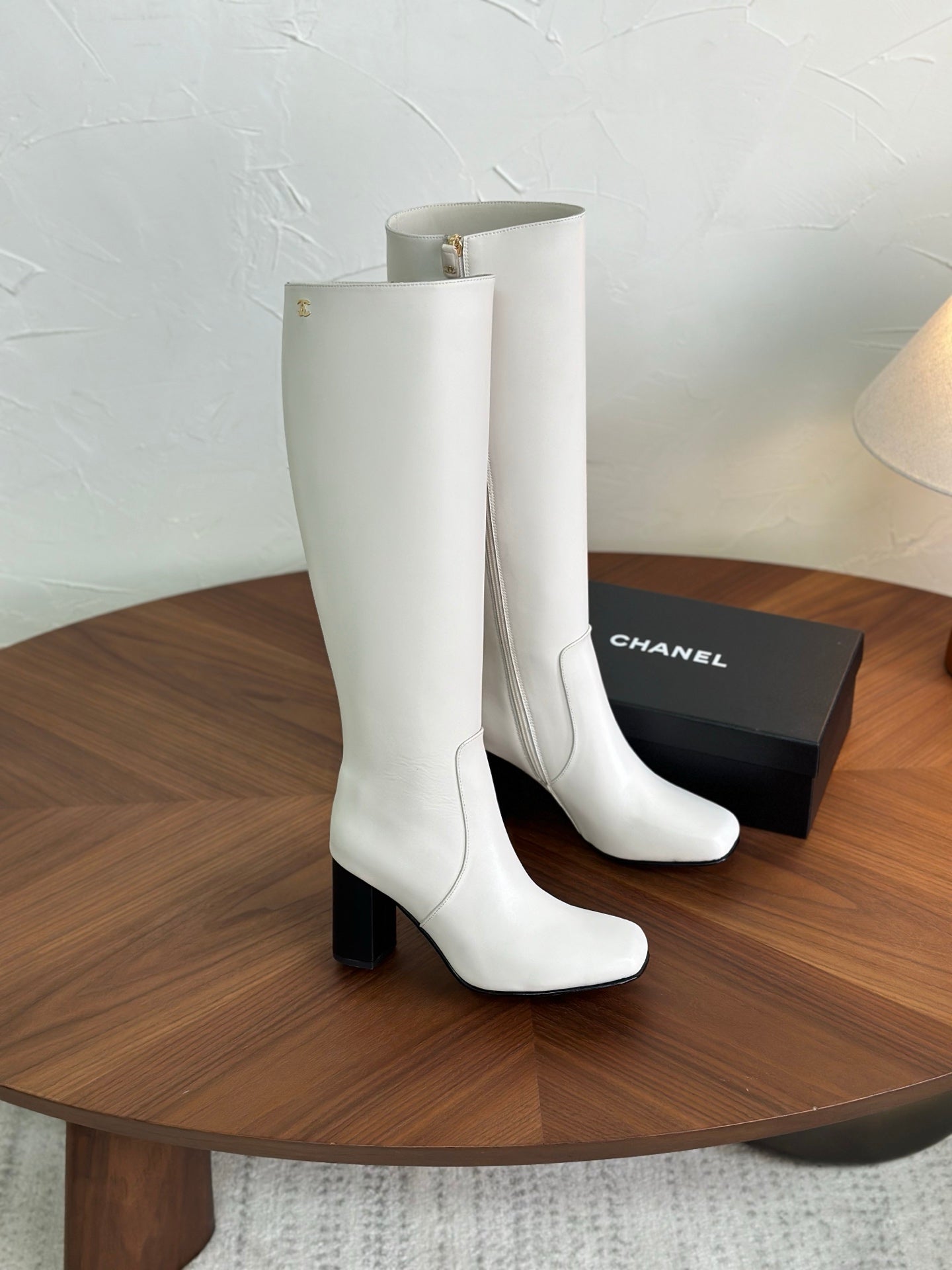 CC 26s Long Boot White Lambskin 938111