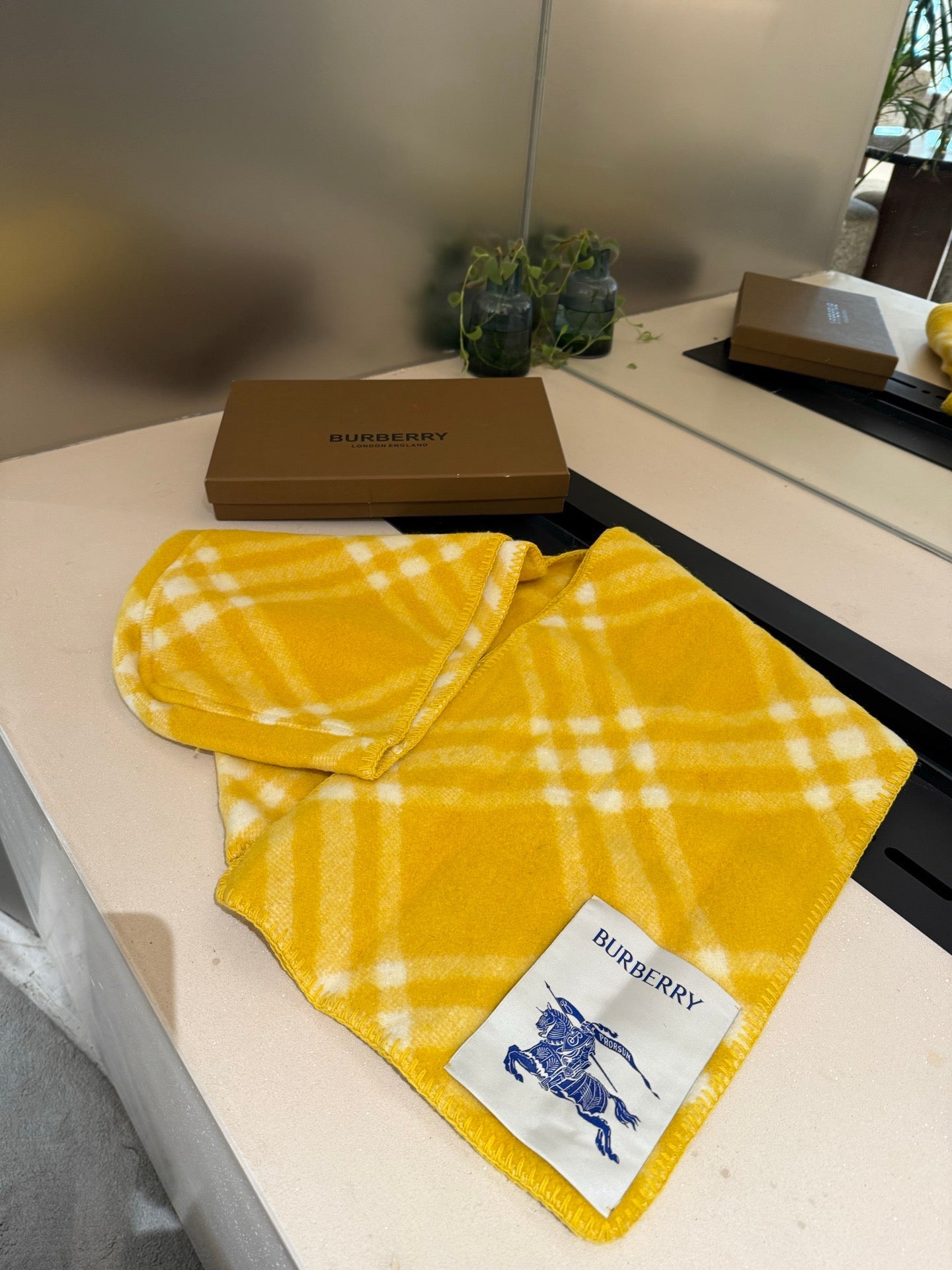 Burberry 26s Scarf 180cm Cashmere 441248