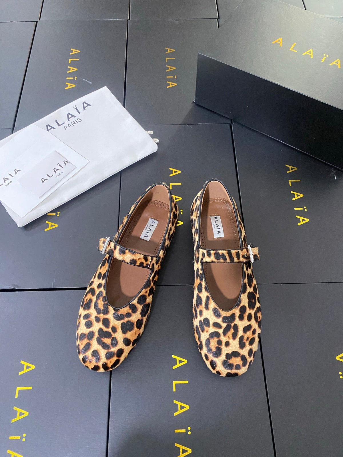 Alaia 26s Leopard Mary Jane Flats 1cm Brown Black Pony Hair SHW 110720