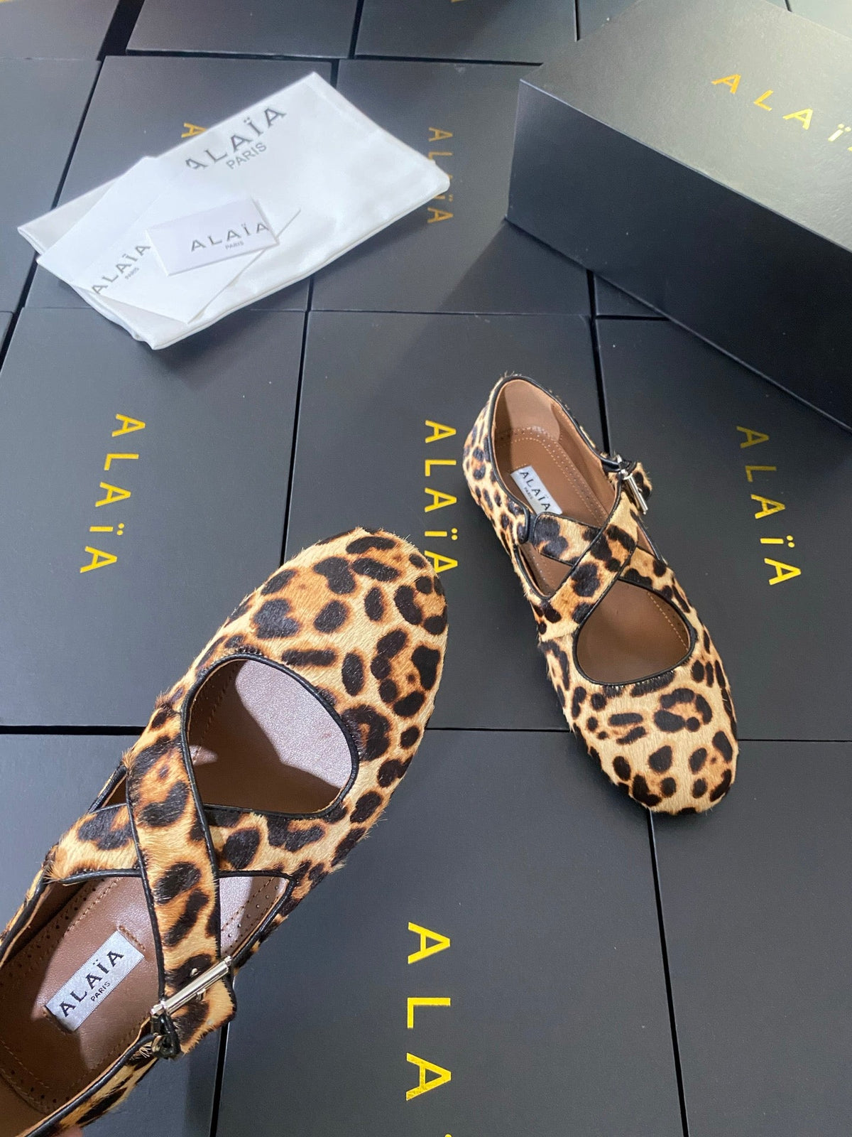 Alaia 26s Leopard Mary Jane Flats 1cm Brown Black Pony Hair SHW 110722
