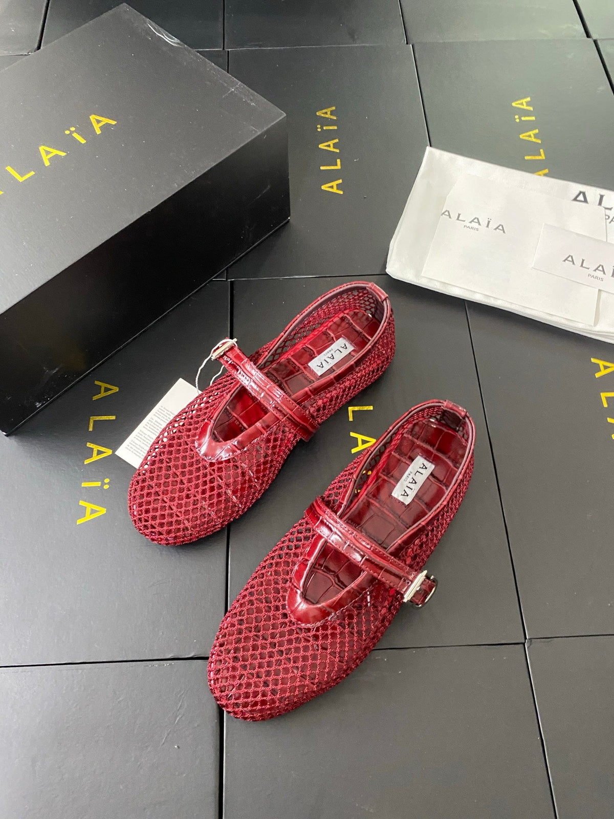 Alaia 26s Mary Jane Red Fishnet Strass Croc-Effect Leather 195002