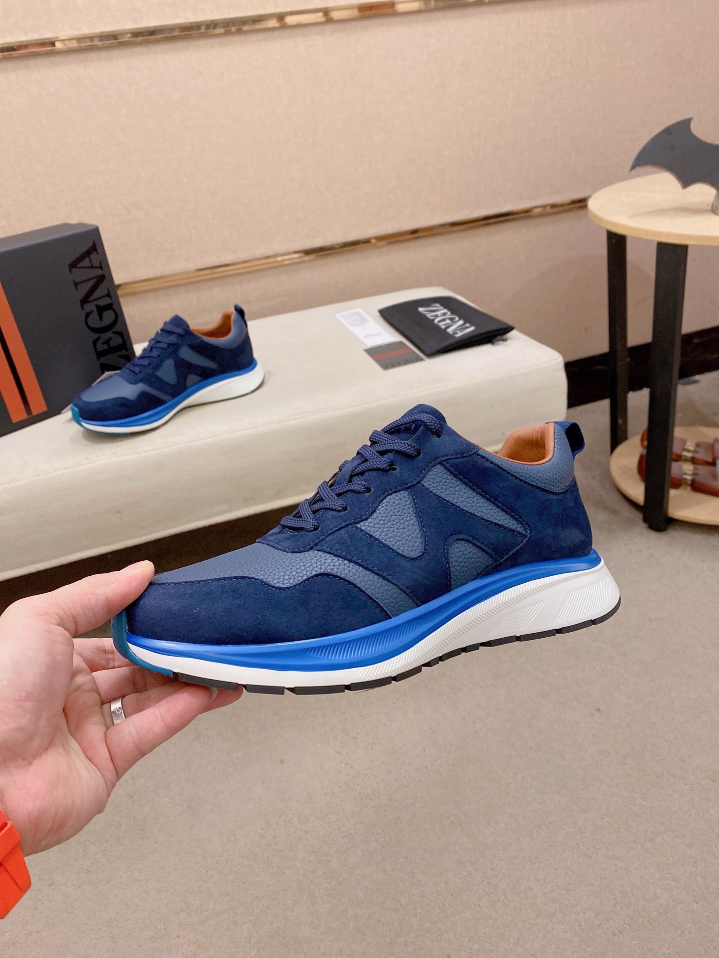 Zegna Men's Ermenegildo Sneakers Blue Suede Grain Leather