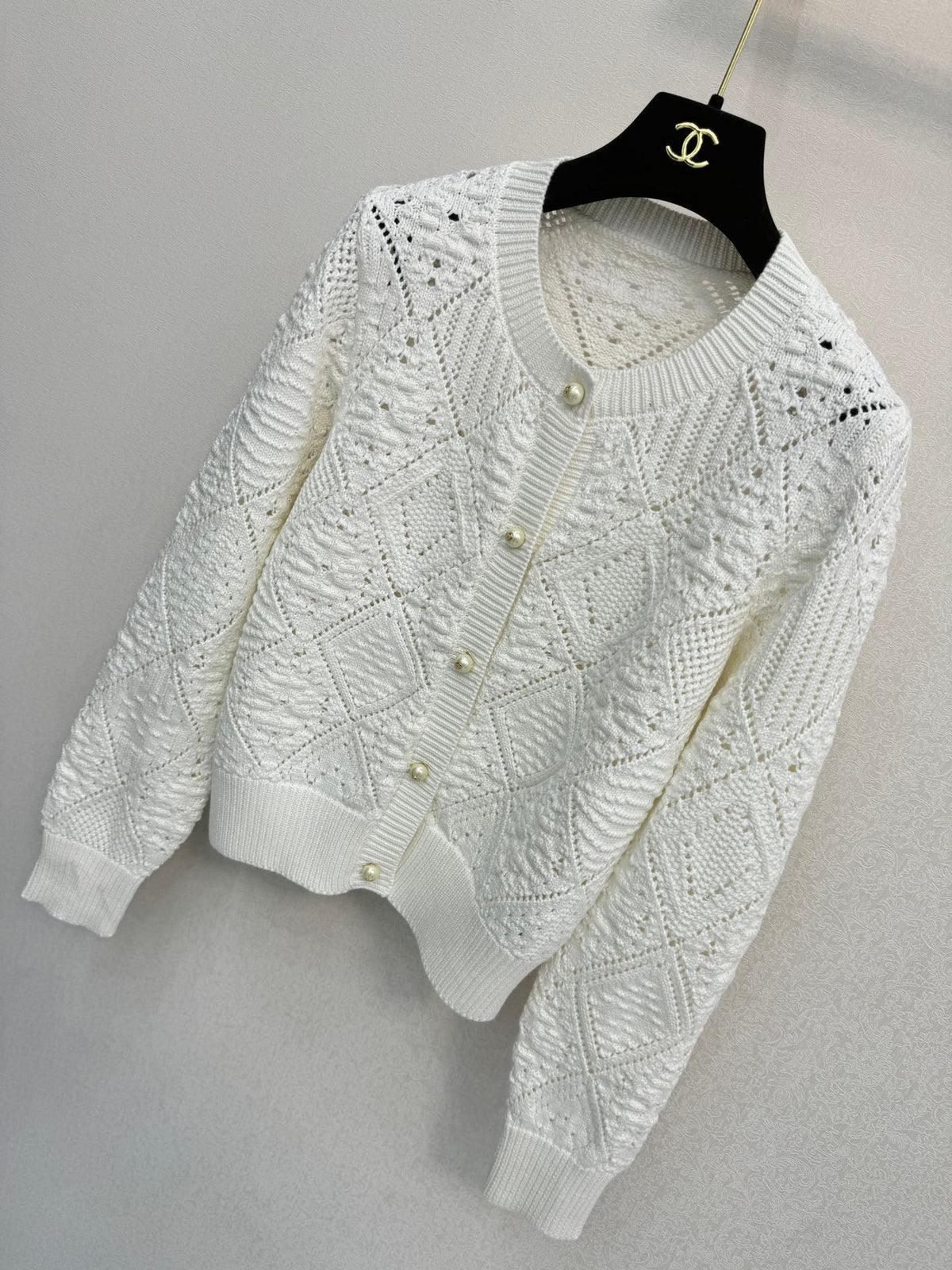 CD 26s Cardigan White Argyle Knit 154809