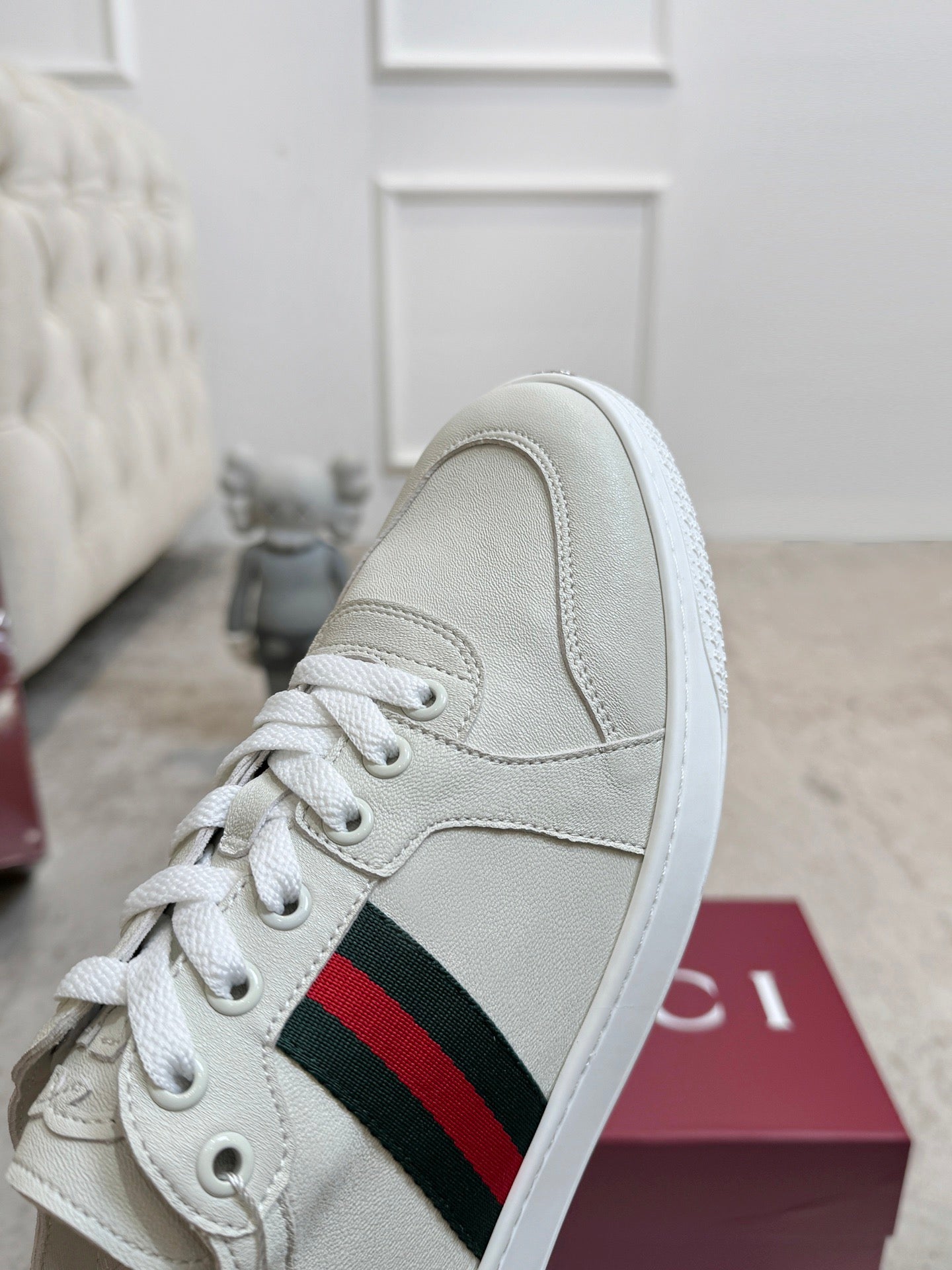GG Stretch Low-Top Trainers White Leather 824427