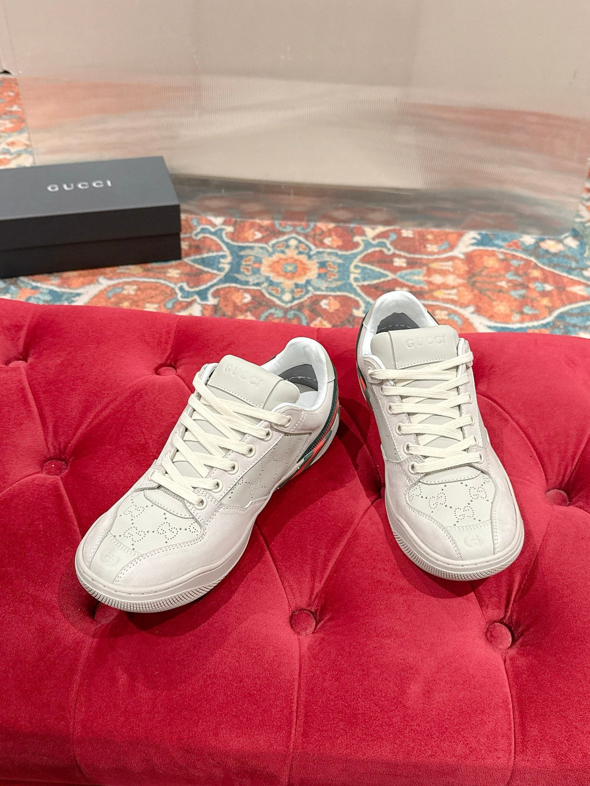 Gucci 26s Sneakers 2.5cm White Perforated Leather 187745