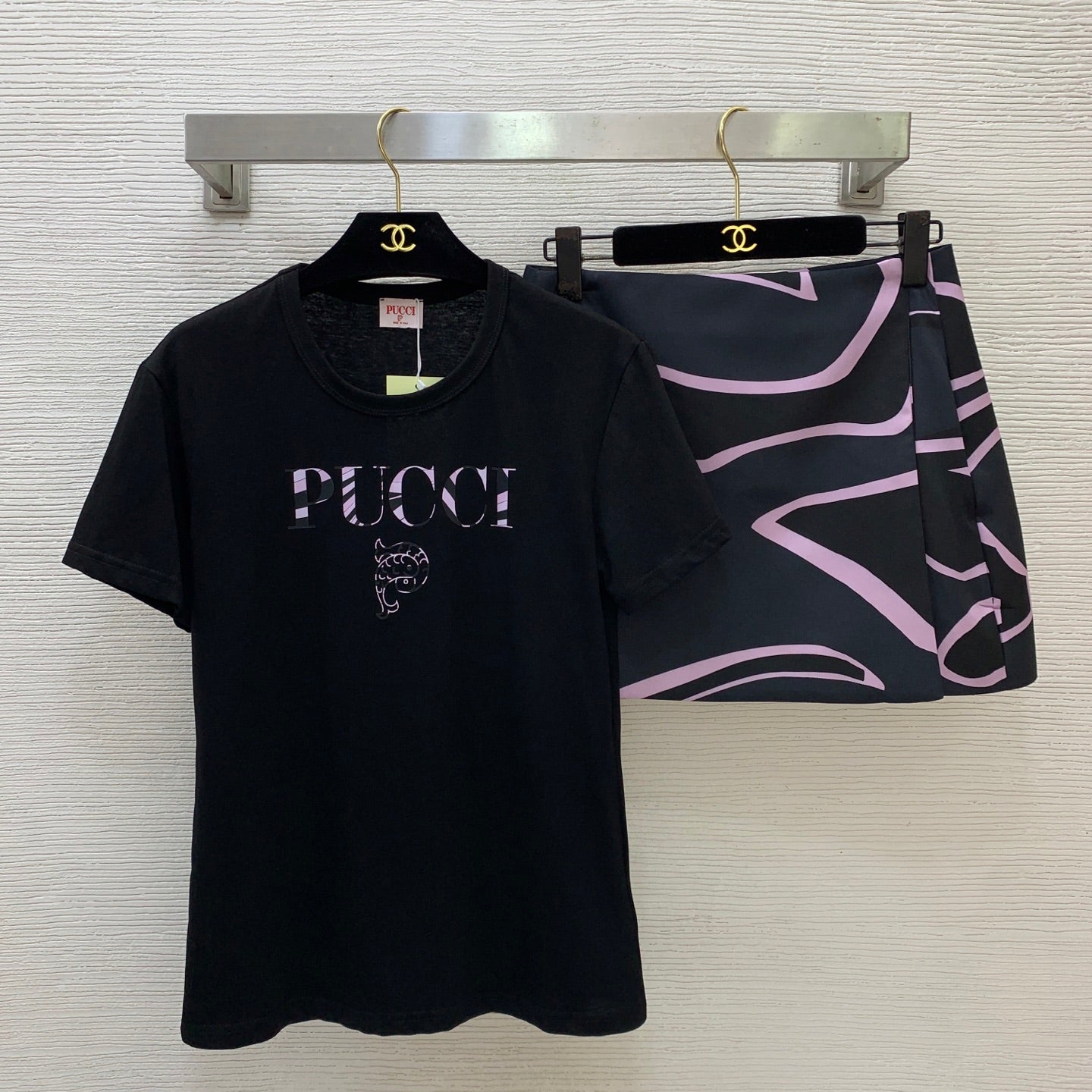 Pucci 26s Crew Neck Short Sleeve T-Shirt Black Cotton 410543