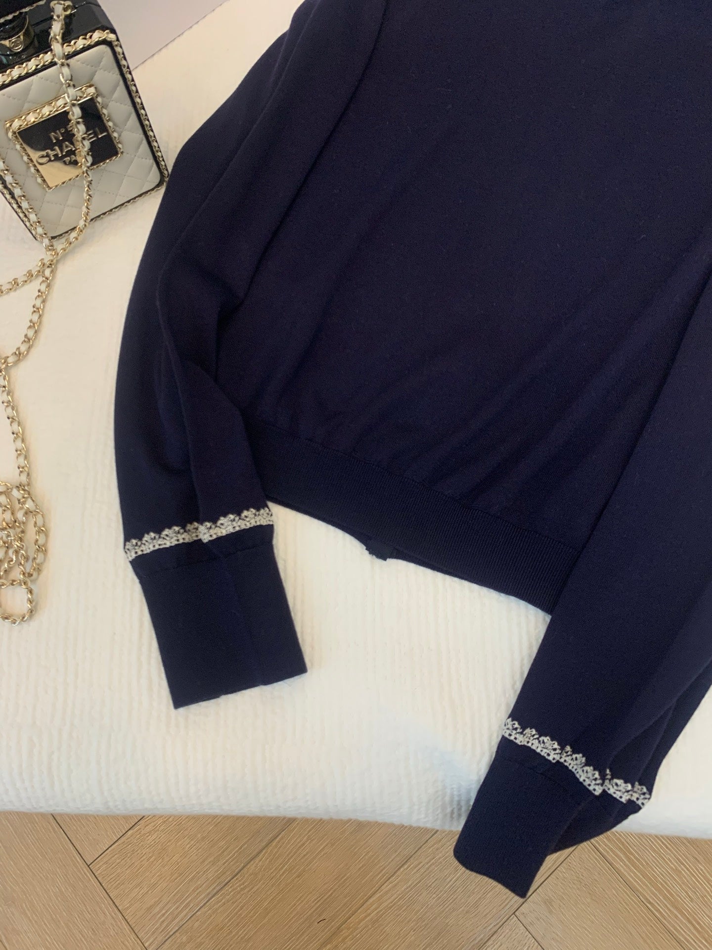 CD 26s Cardigan Navy Blue Silk Knit 371683