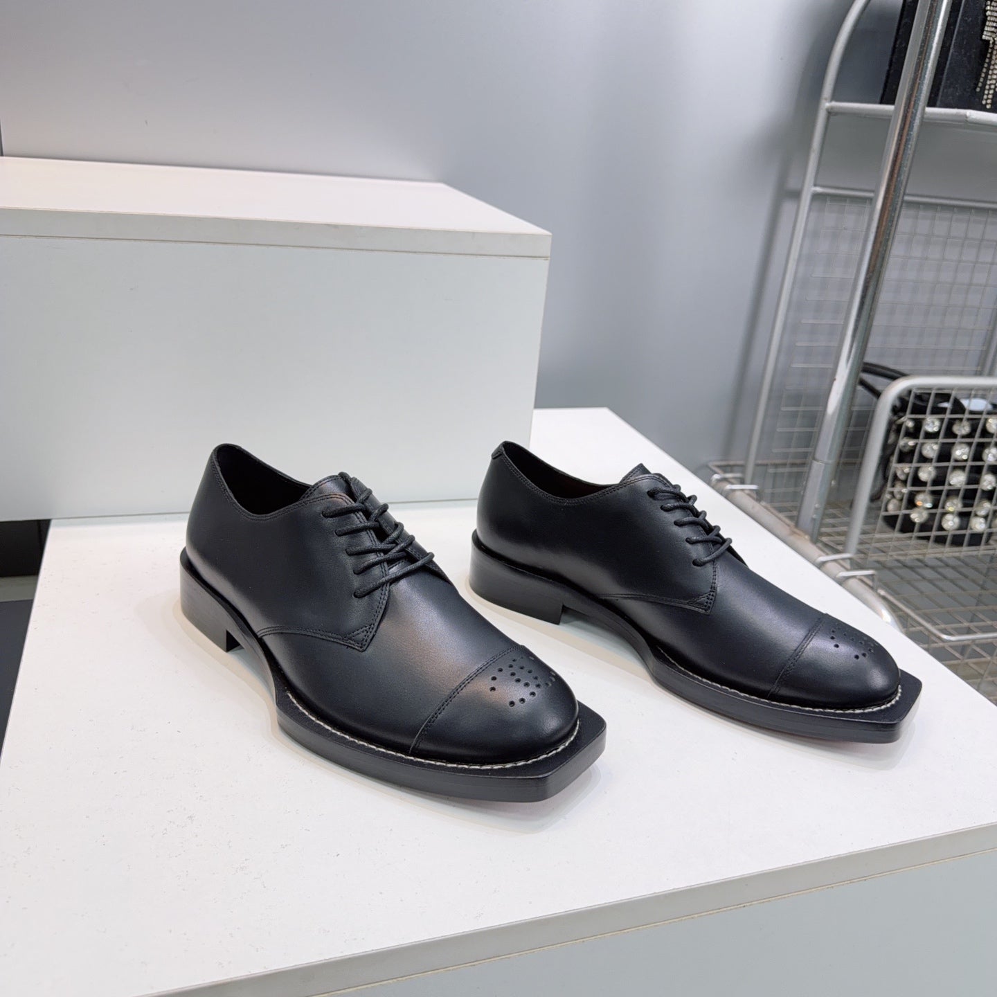 CC Lace-Up Shoes Black Calfskin 842727