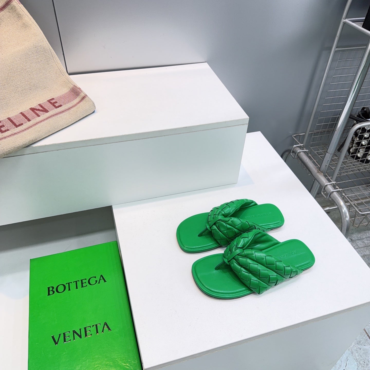 BV Salsa Flat Thong Green Intrecciato Leather 842949
