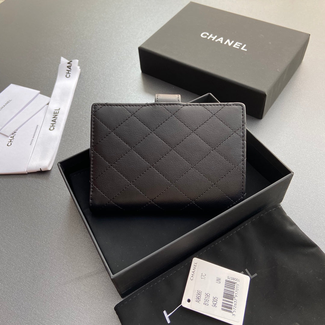 CC 96066 Compact Wallet Black Leather Sliver Steel 234621