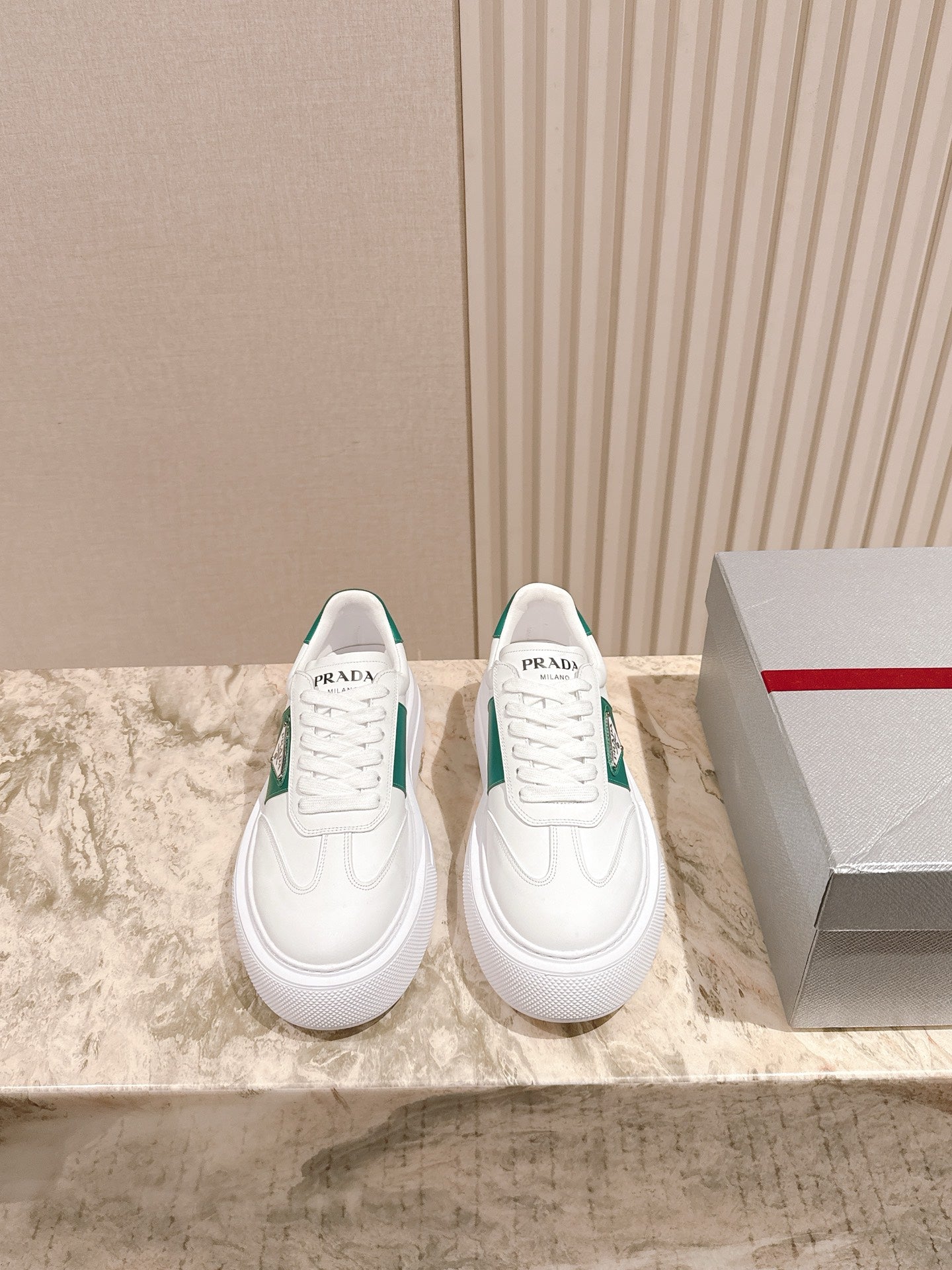 PRA 25s Casual Sneakers White Green Cowhide 449694