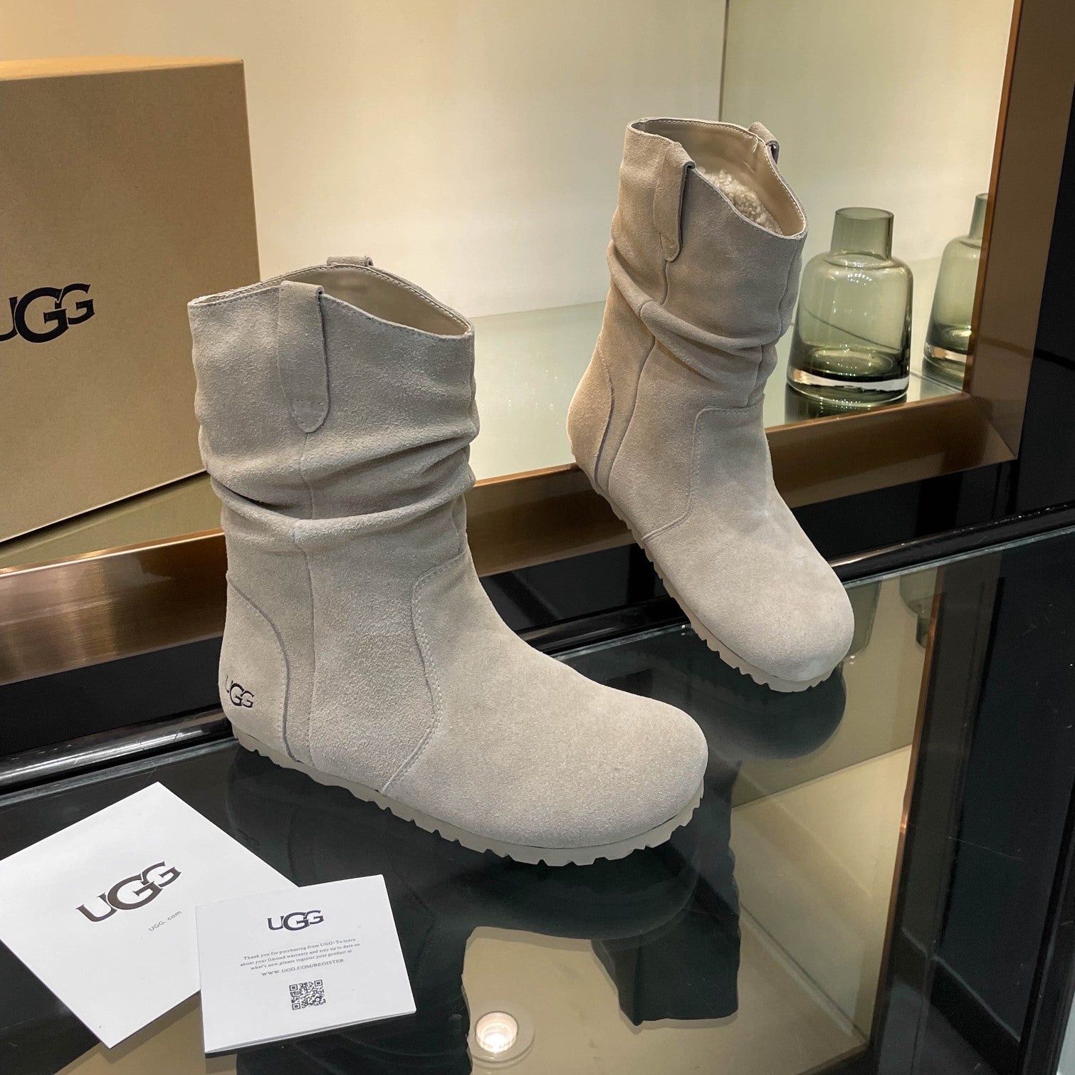 UGG Tasman Boots Taupe Suede 527290