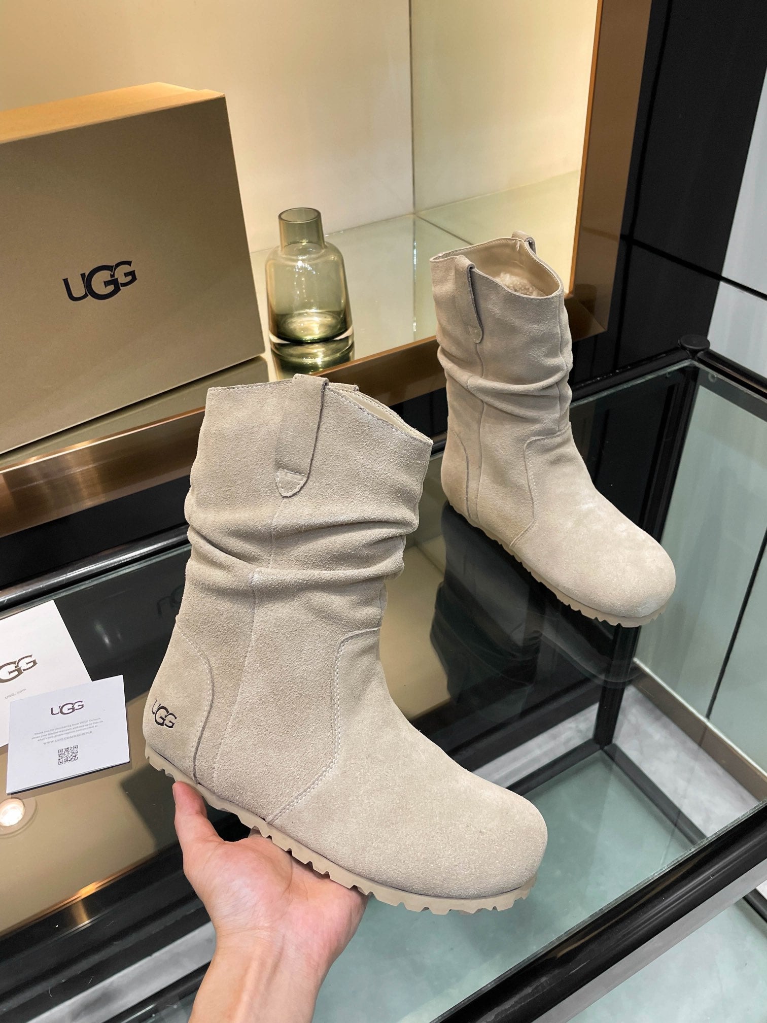 UGG Tasman Boots Taupe Suede 527290