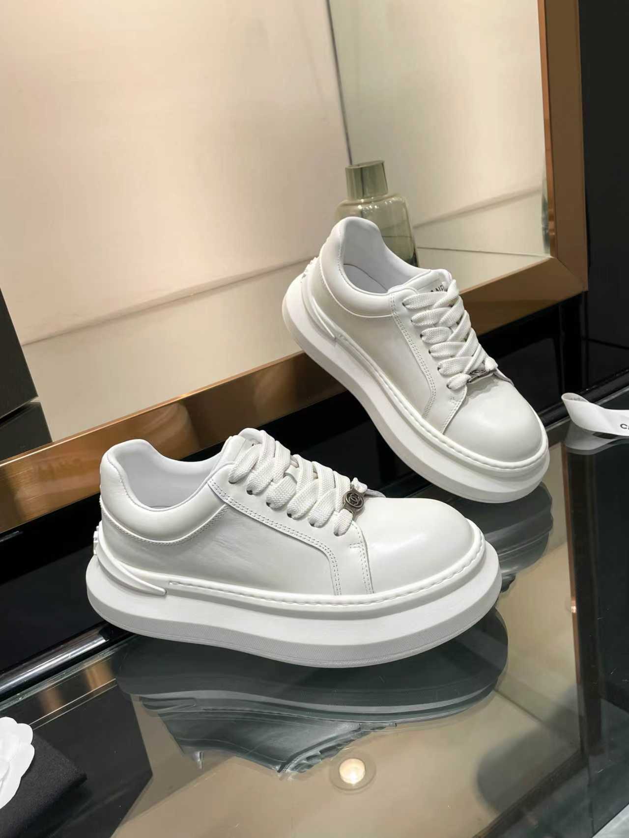 CC 26s Oversized Sneaker White Lambskin 935463