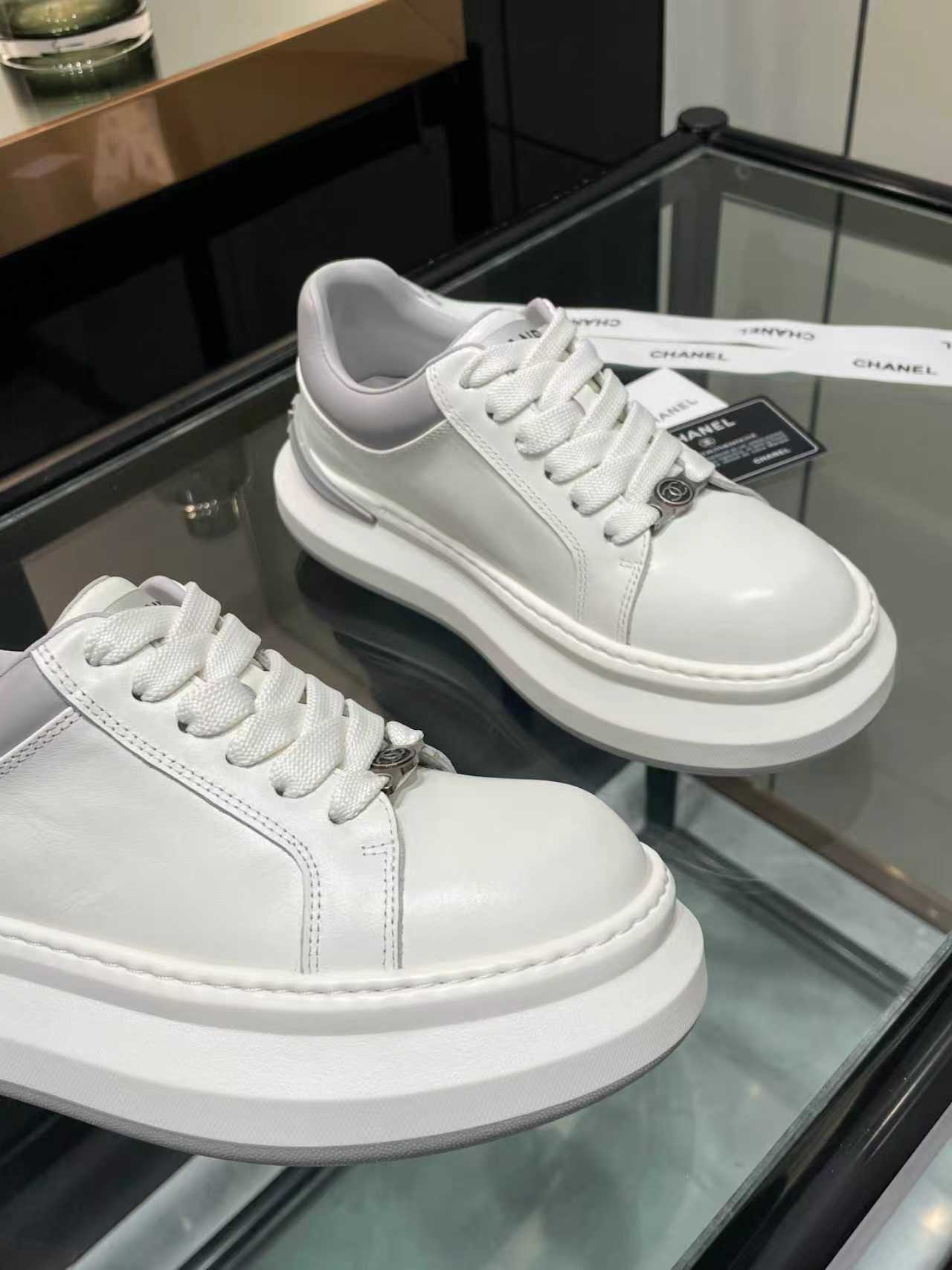 CC 26s Oversized Sneaker White Grey Lambskin 935465