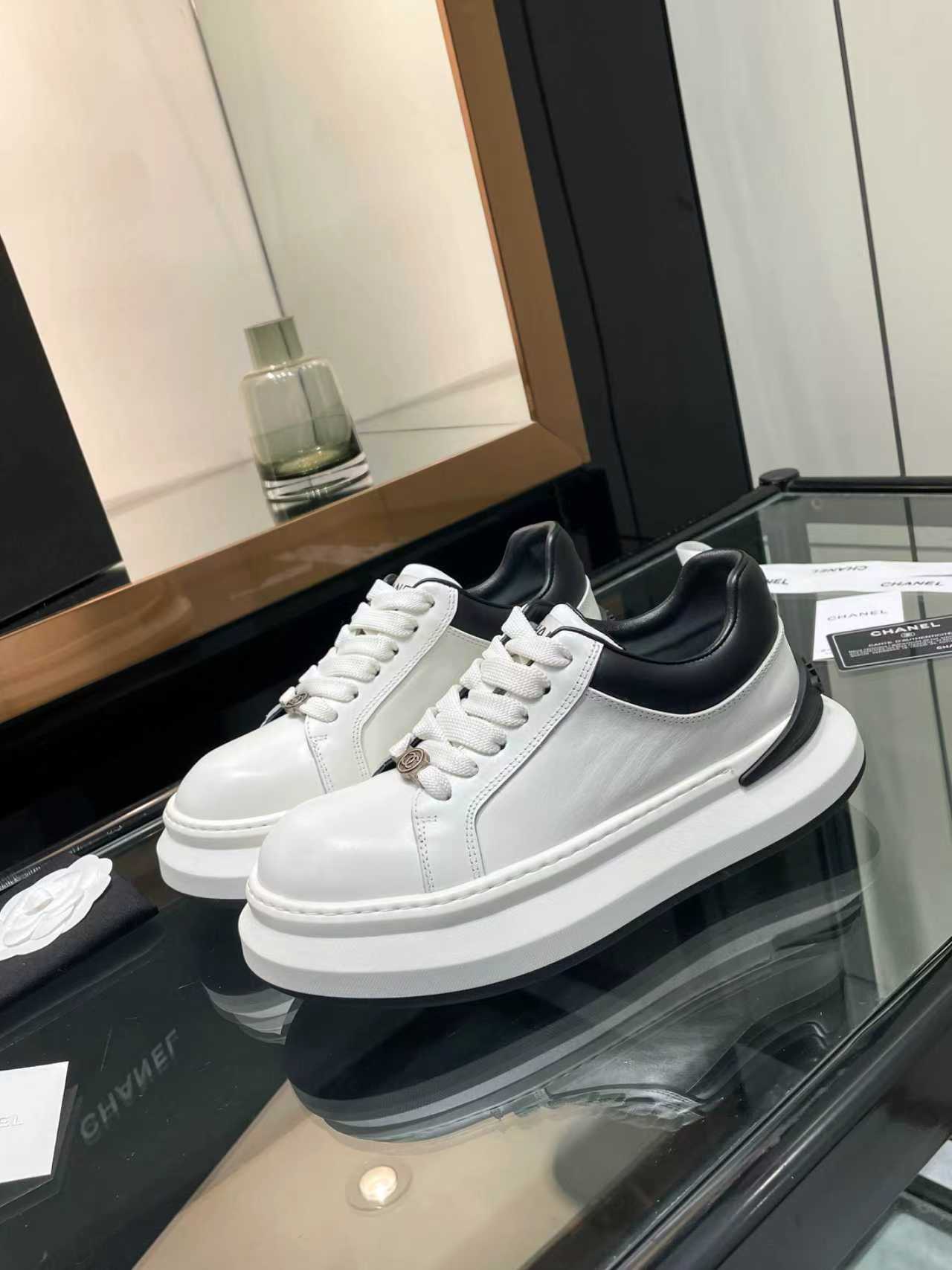 CC 26s Oversized Sneaker White Black Lambskin 935464